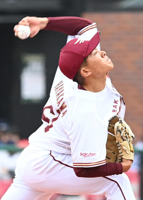 楽天対日本ハム 力投する楽天先発の早川(撮影・山崎安昭)