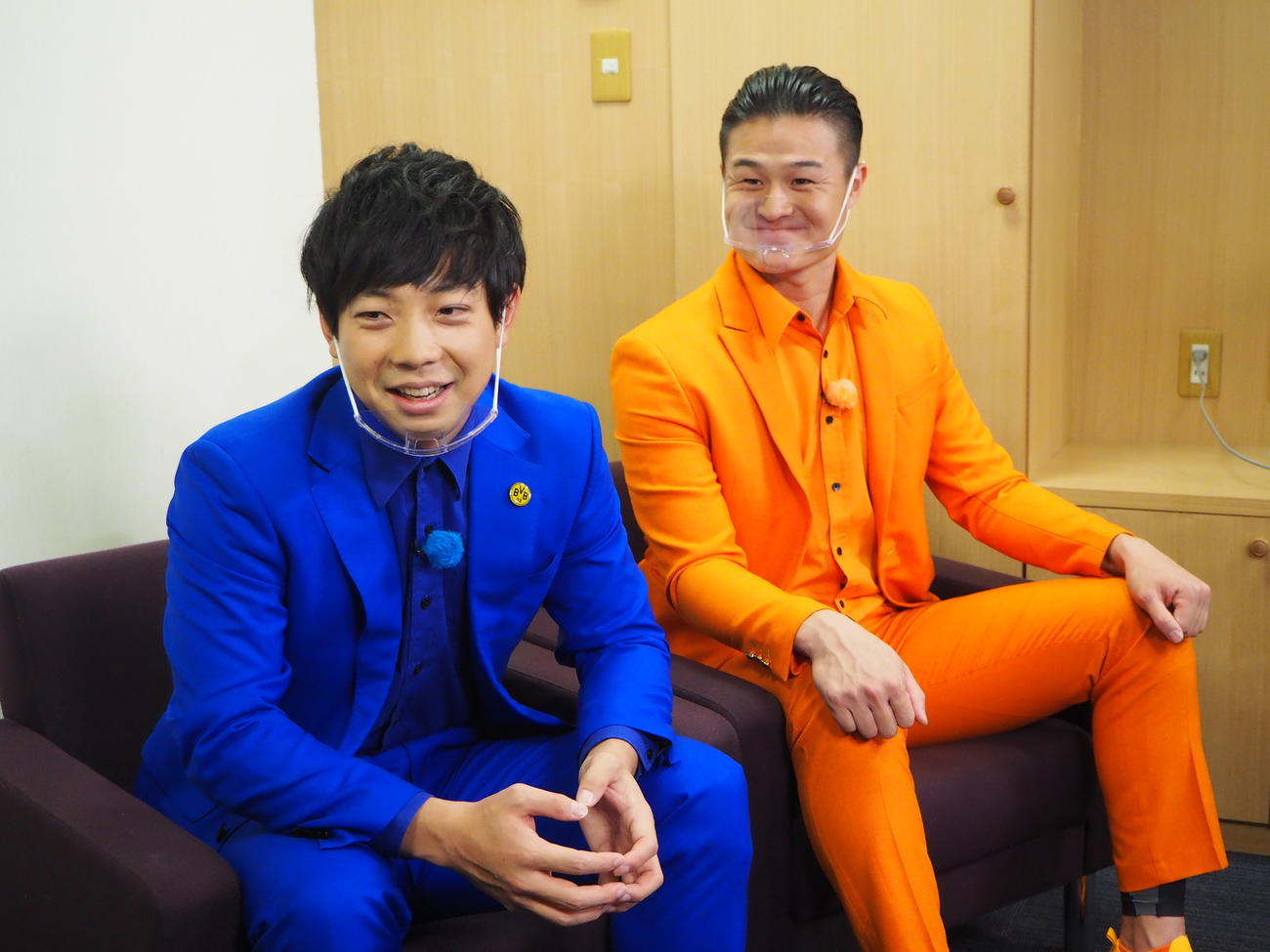 笑顔を見せるティモンディの前田裕太（左）と高岸宏行