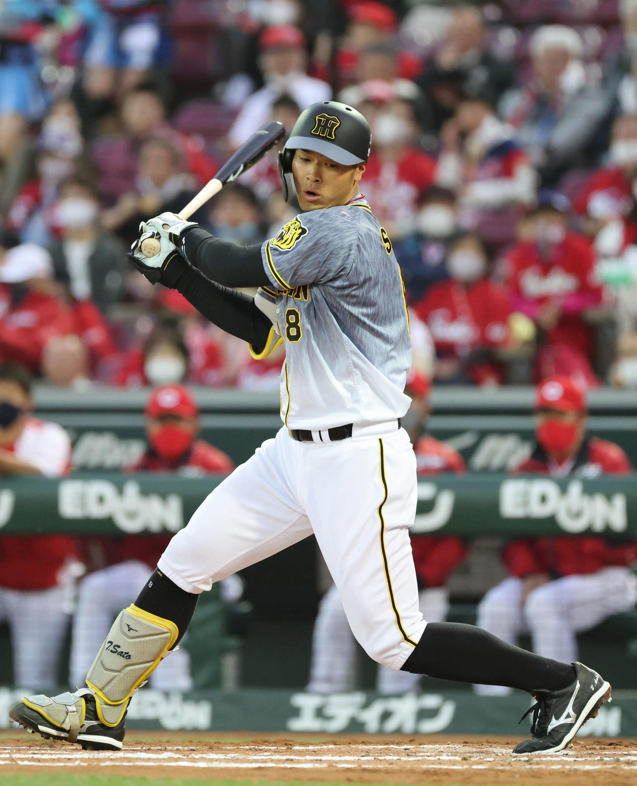 プロ野球広島対阪神　2回表阪神1死一塁、佐藤輝は三振（撮影・加藤孝規）