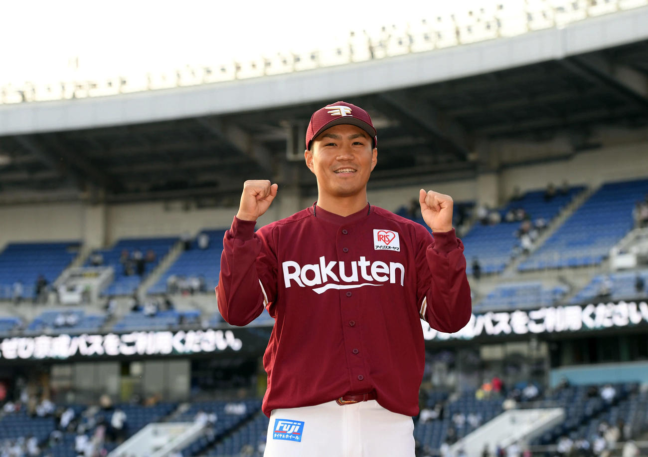 ロッテ対楽天　今季1勝目を飾った楽天の則本昂（撮影・たえ見朱実）