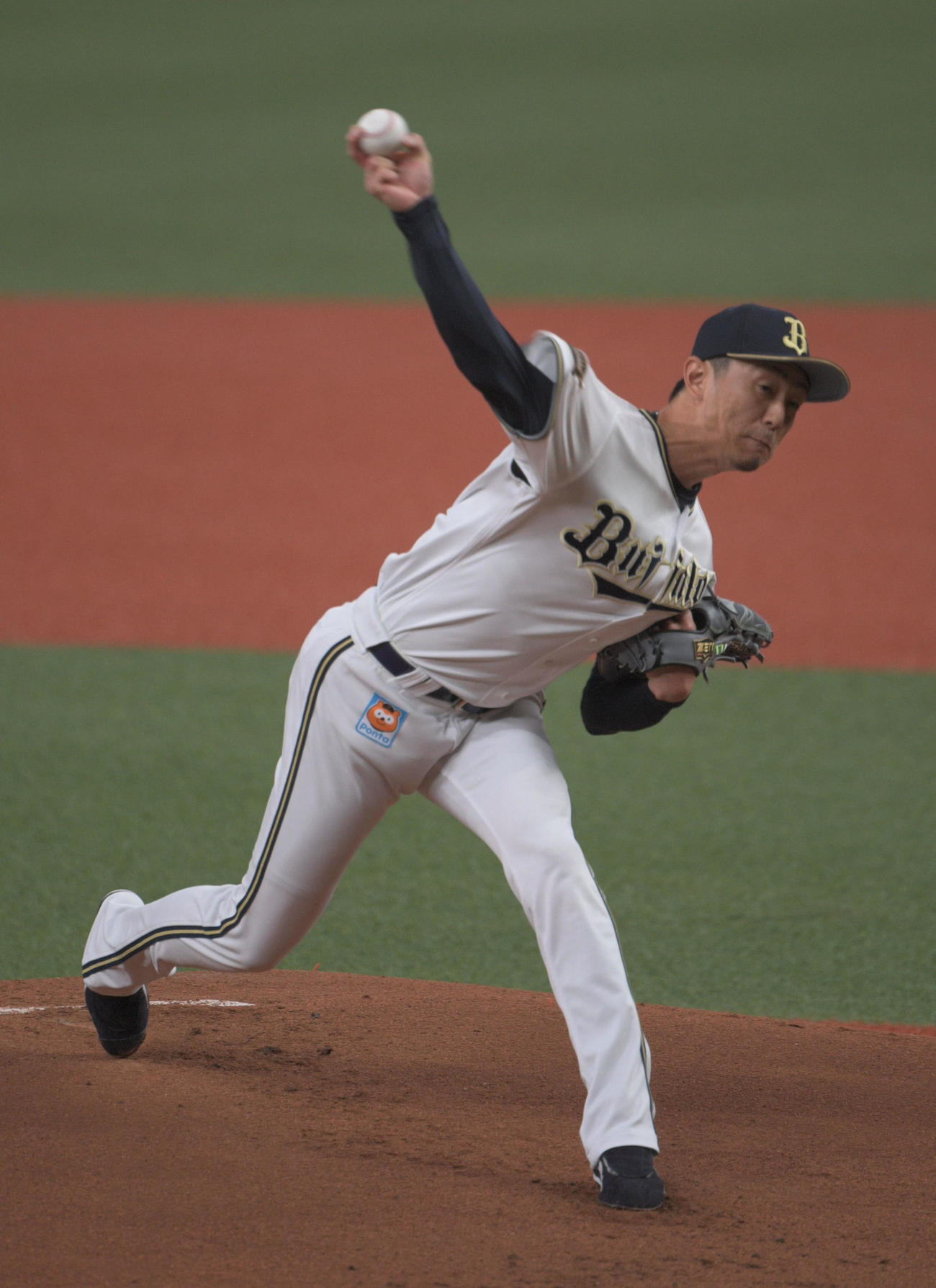 オリックス対ソフトバンク　力投するオリックス先発の増井（撮影・渦原淳）