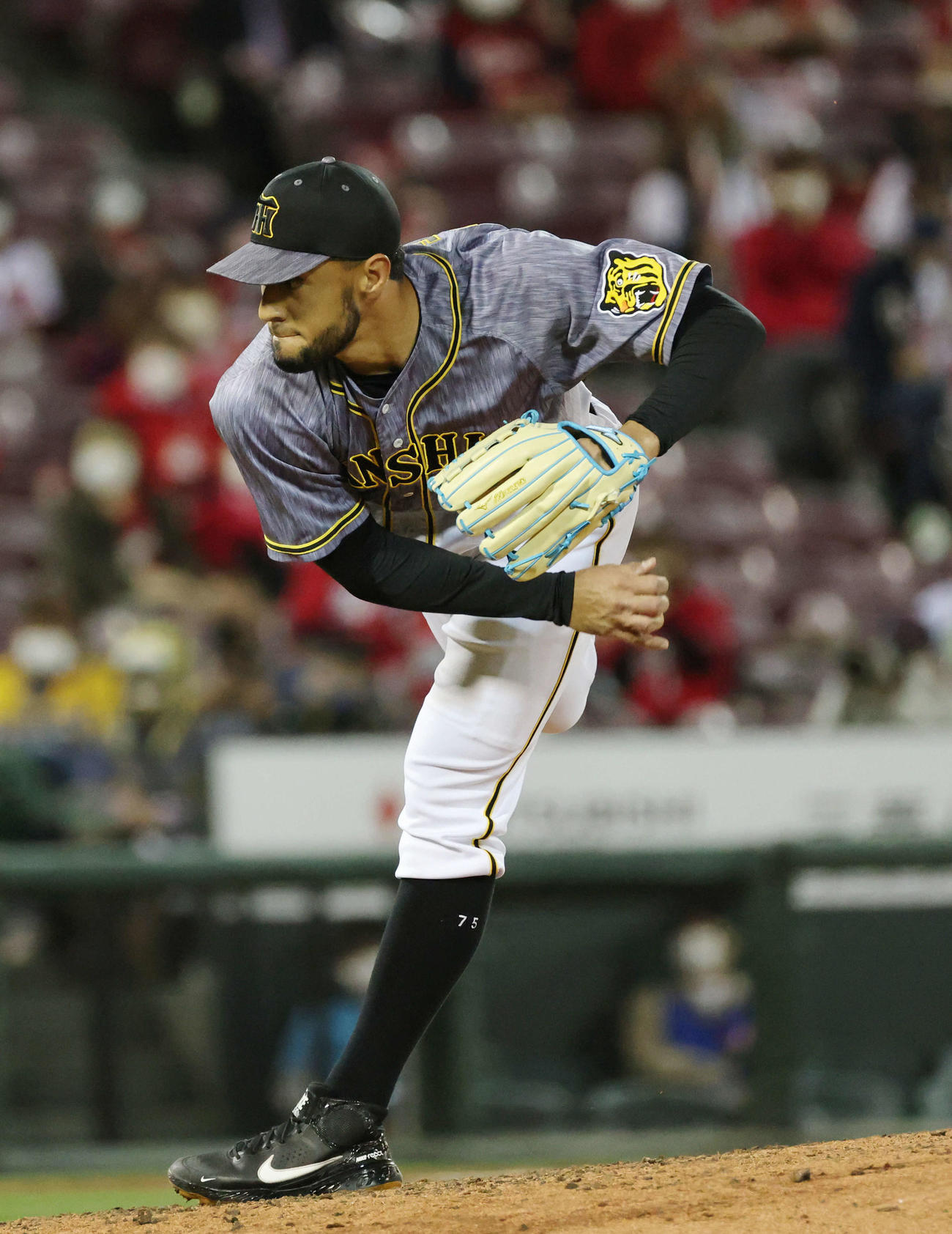 プロ野球広島対阪神　9回裏広島、阪神三番手のロベルト・スアレス（撮影・加藤孝規）