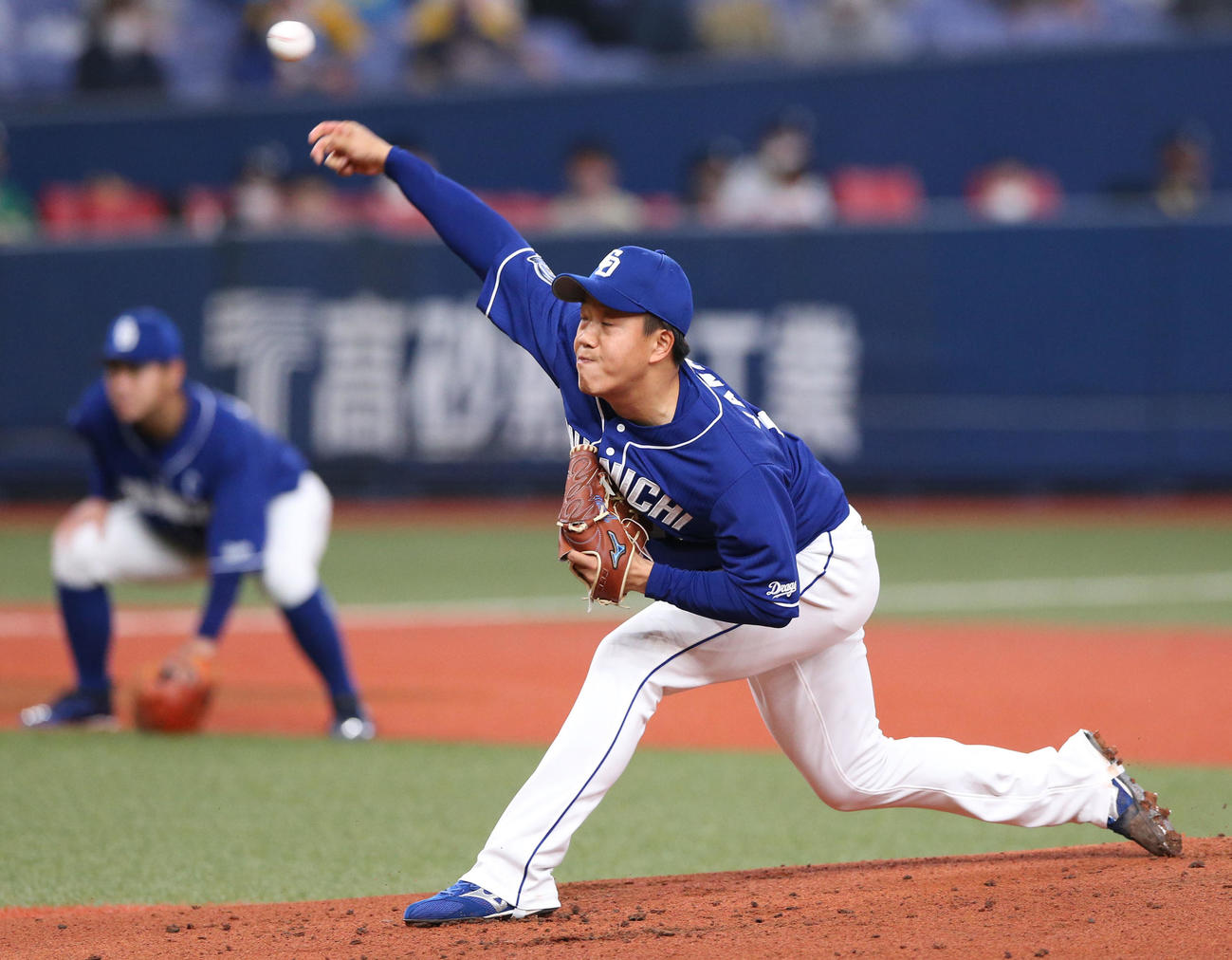 中日先発の柳（撮影・上山淳一）