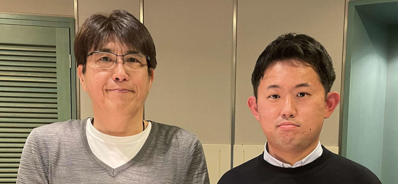 TBSラジオ「石橋貴明のGATE7」に出演したパーソナリティーの「とんねるず」石橋貴明（左）と日刊スポーツ楽天担当の桑原記者（右）