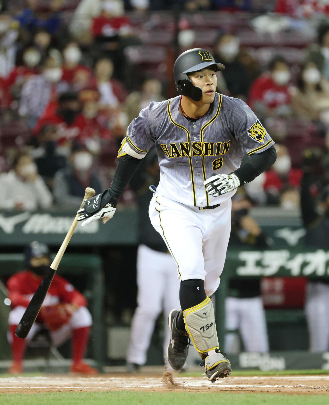 阪神佐藤輝明