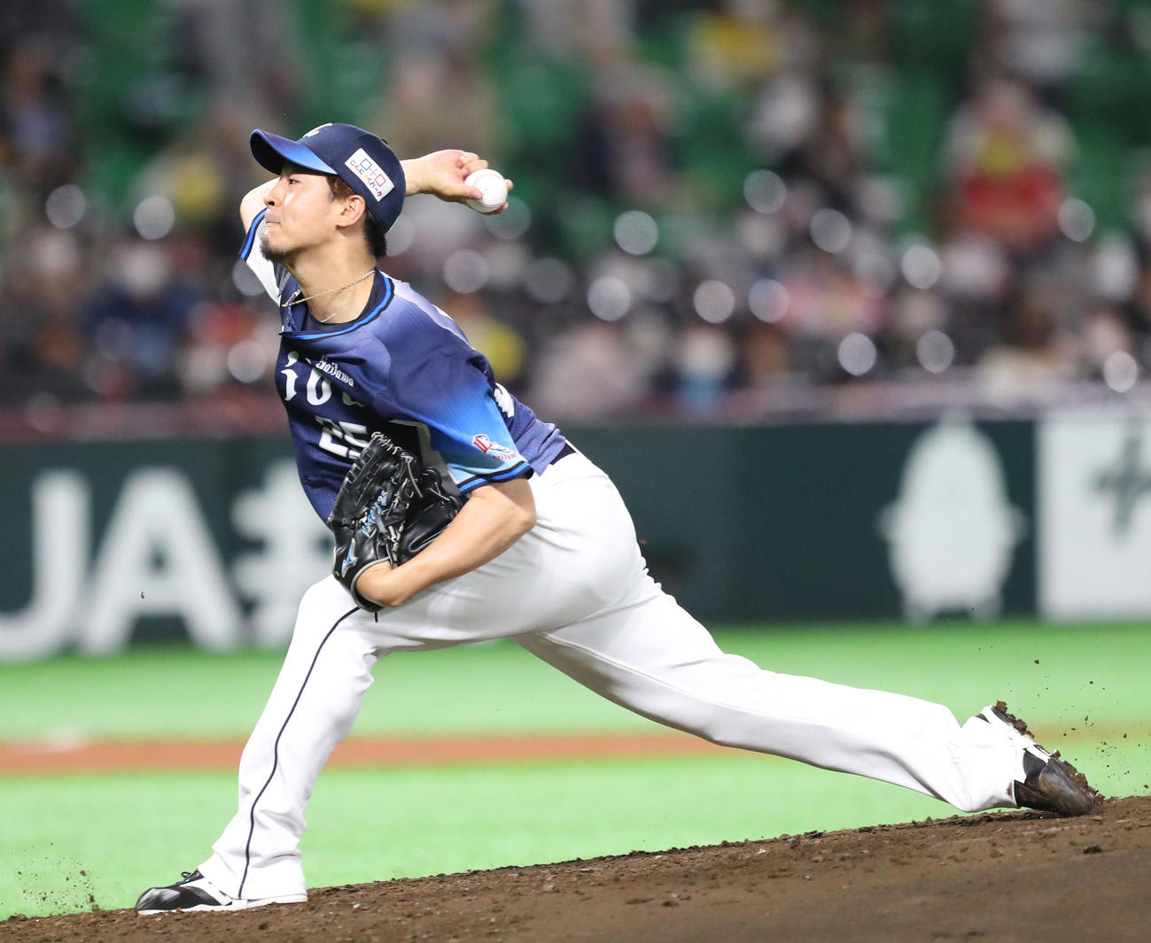 西武先発の平井（撮影・梅根麻紀）