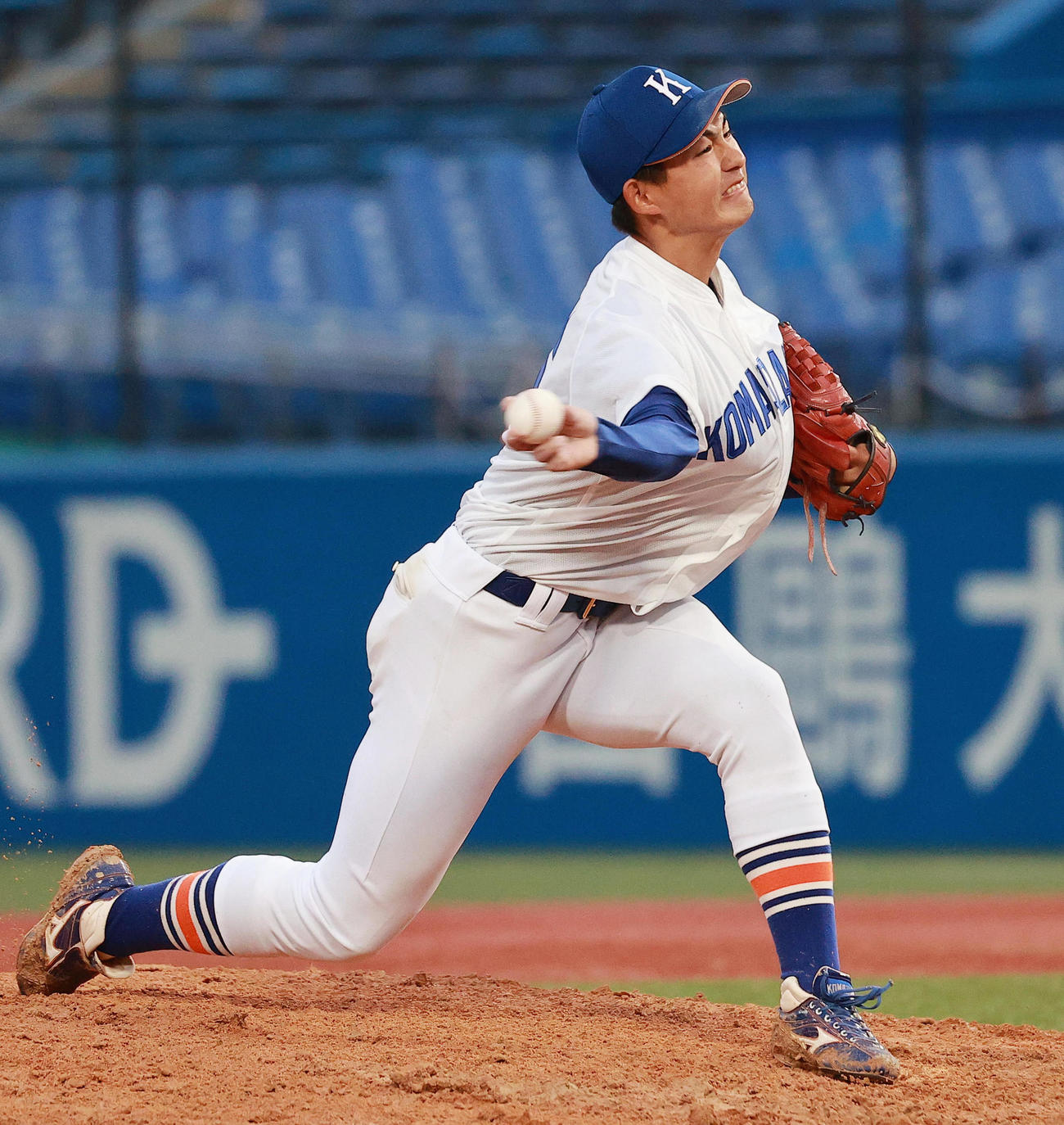 国学院大駒大　力投する駒大・谷藤（撮影・野上伸悟）