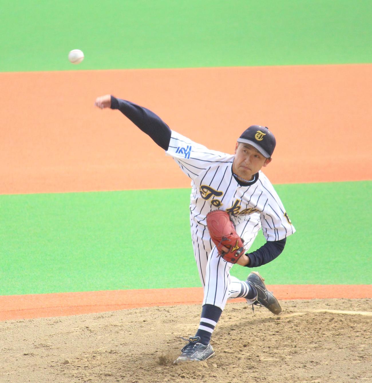 日体大対東海大　開幕戦で完投勝利を挙げた東海大・斎藤礼（撮影・保坂恭子）