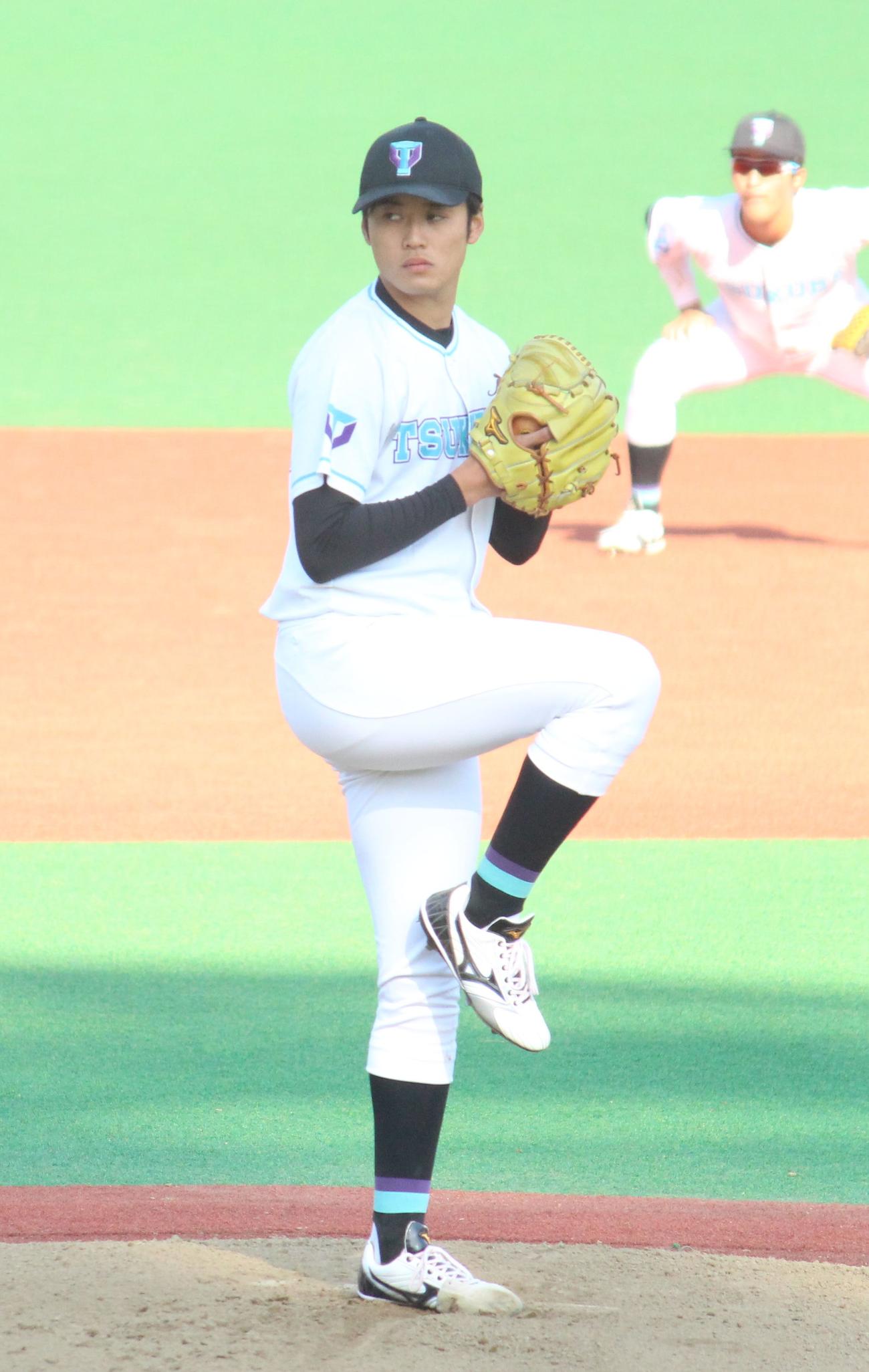 武蔵大対筑波大　開幕戦に先発したプロ注目の筑波大・佐藤隼（撮影・保坂恭子）