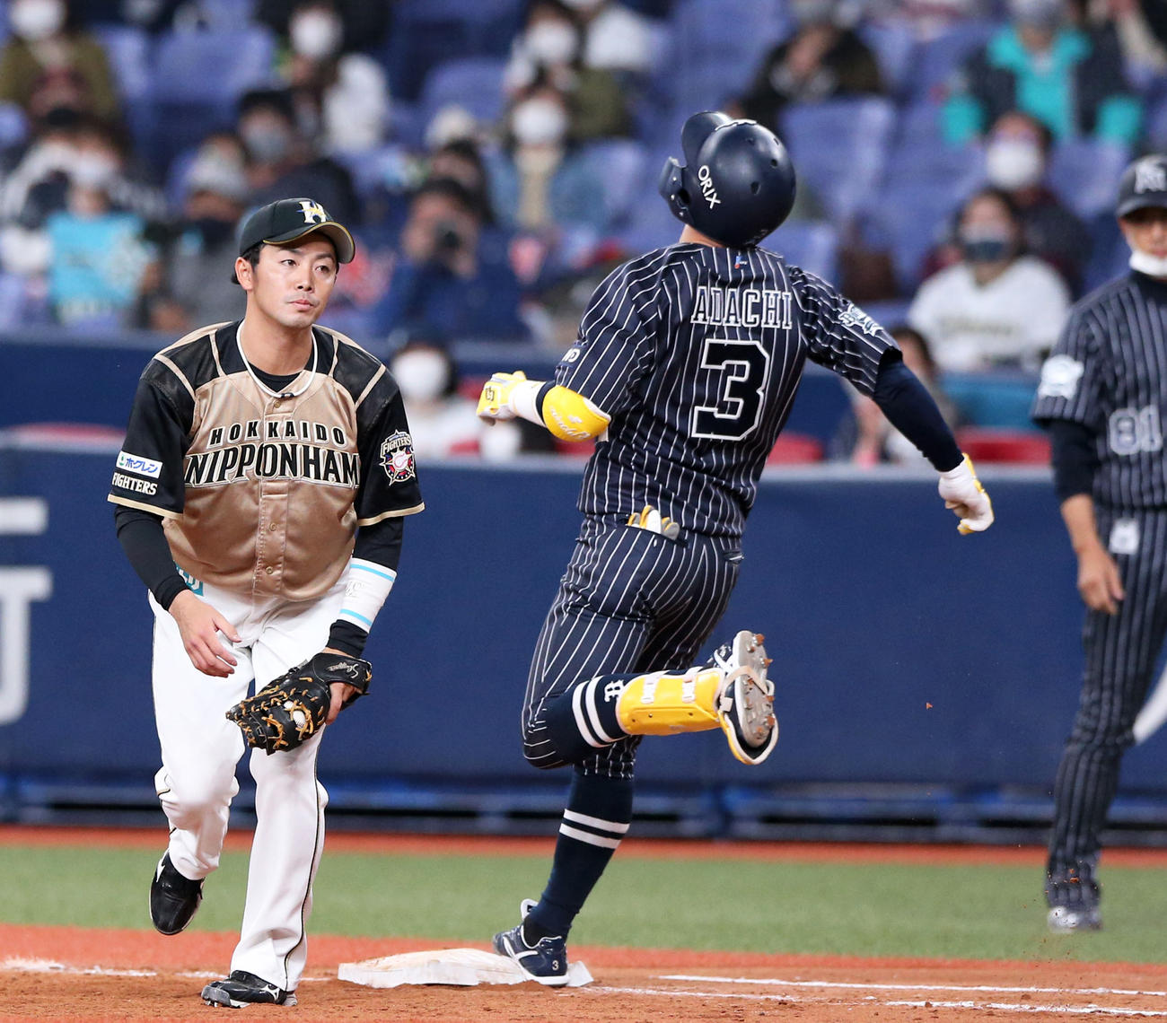 9回裏オリックス2死三塁、安達は遊ゴロに倒れ引き分けに終わる（撮影・上山淳一）