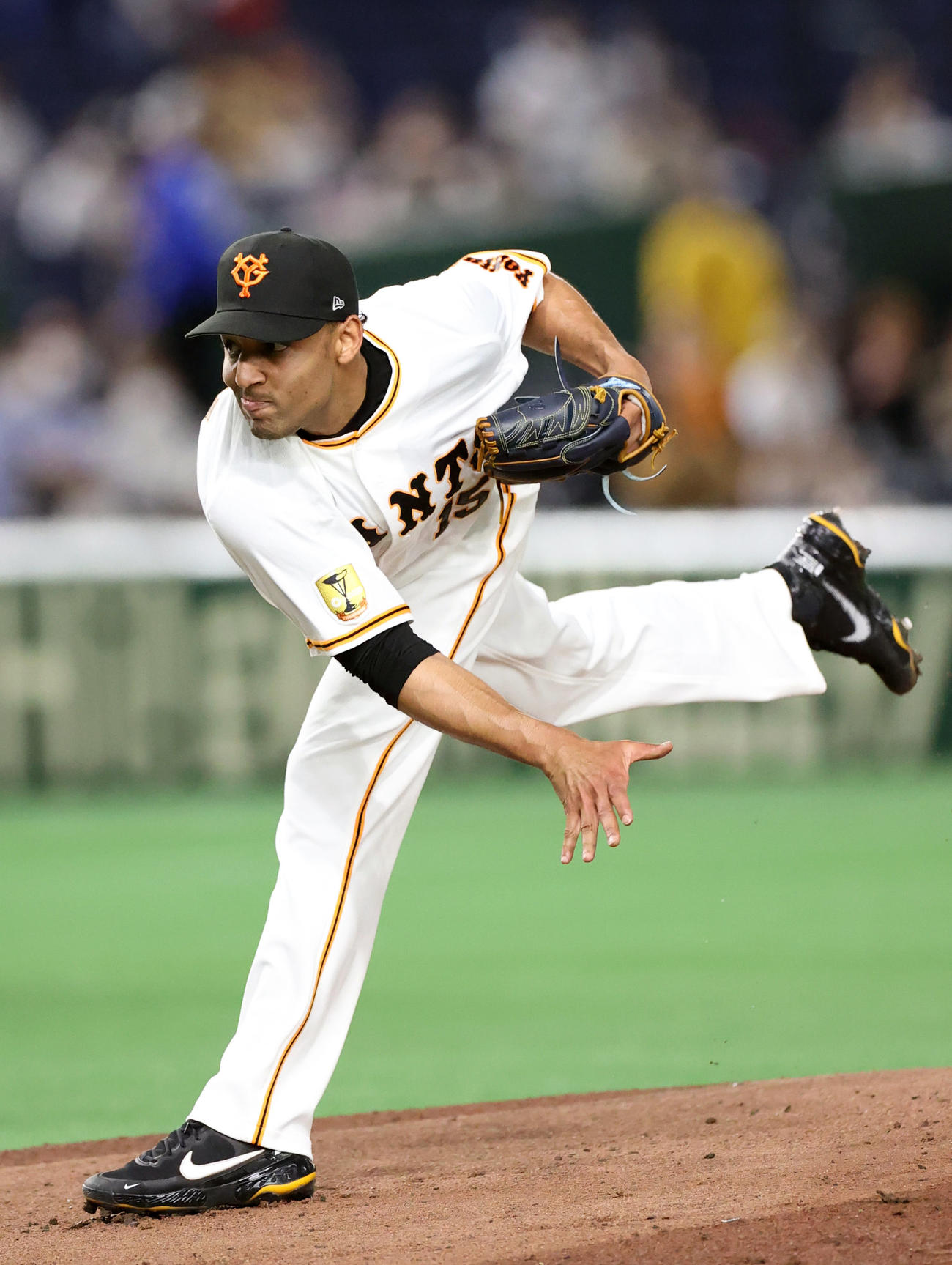 巨人対中日　巨人先発サンチェス（撮影・狩俣裕三）
