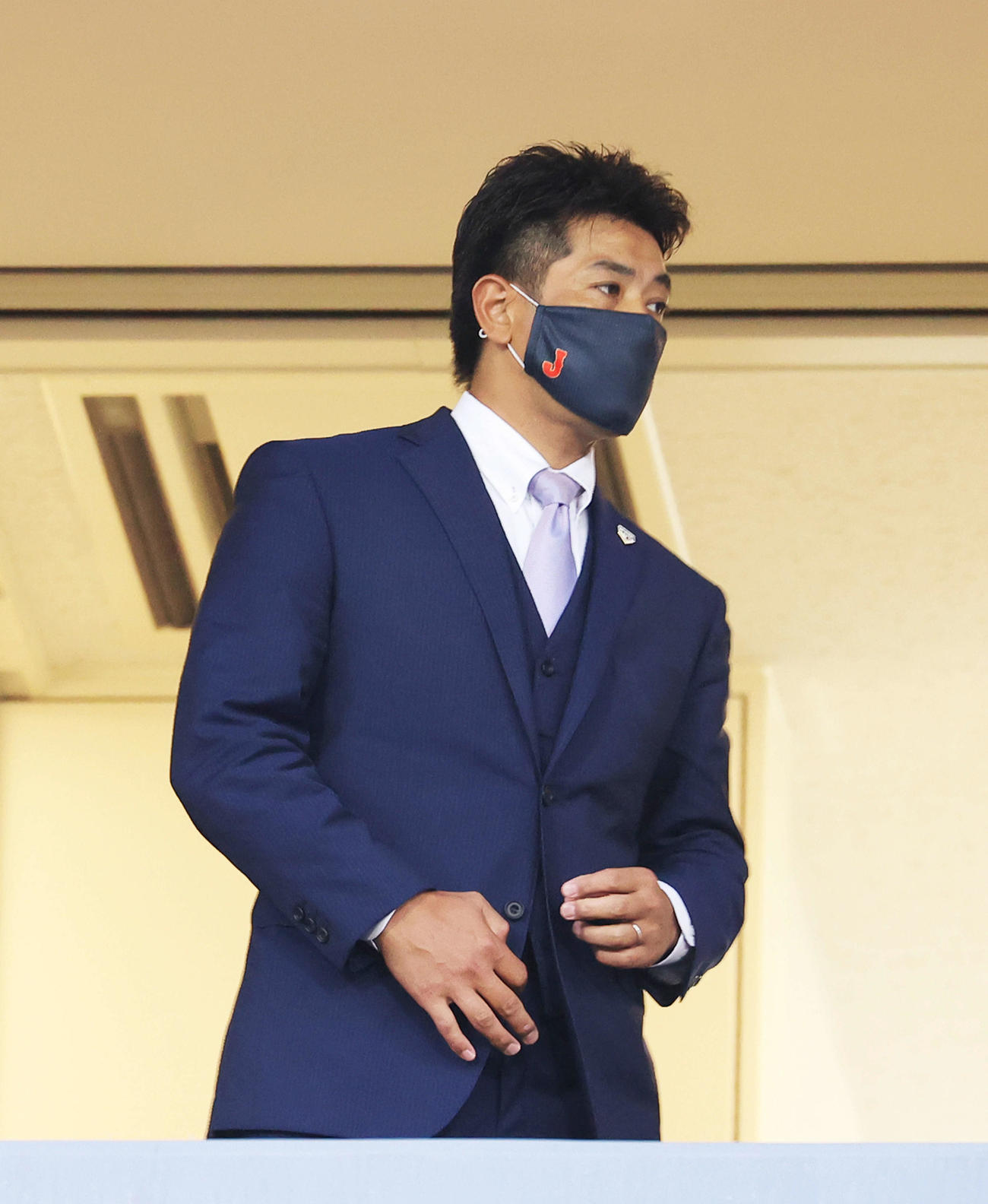 ヤクルト対DeNA　視察に訪れる侍ジャパン稲葉監督（撮影・河田真司）