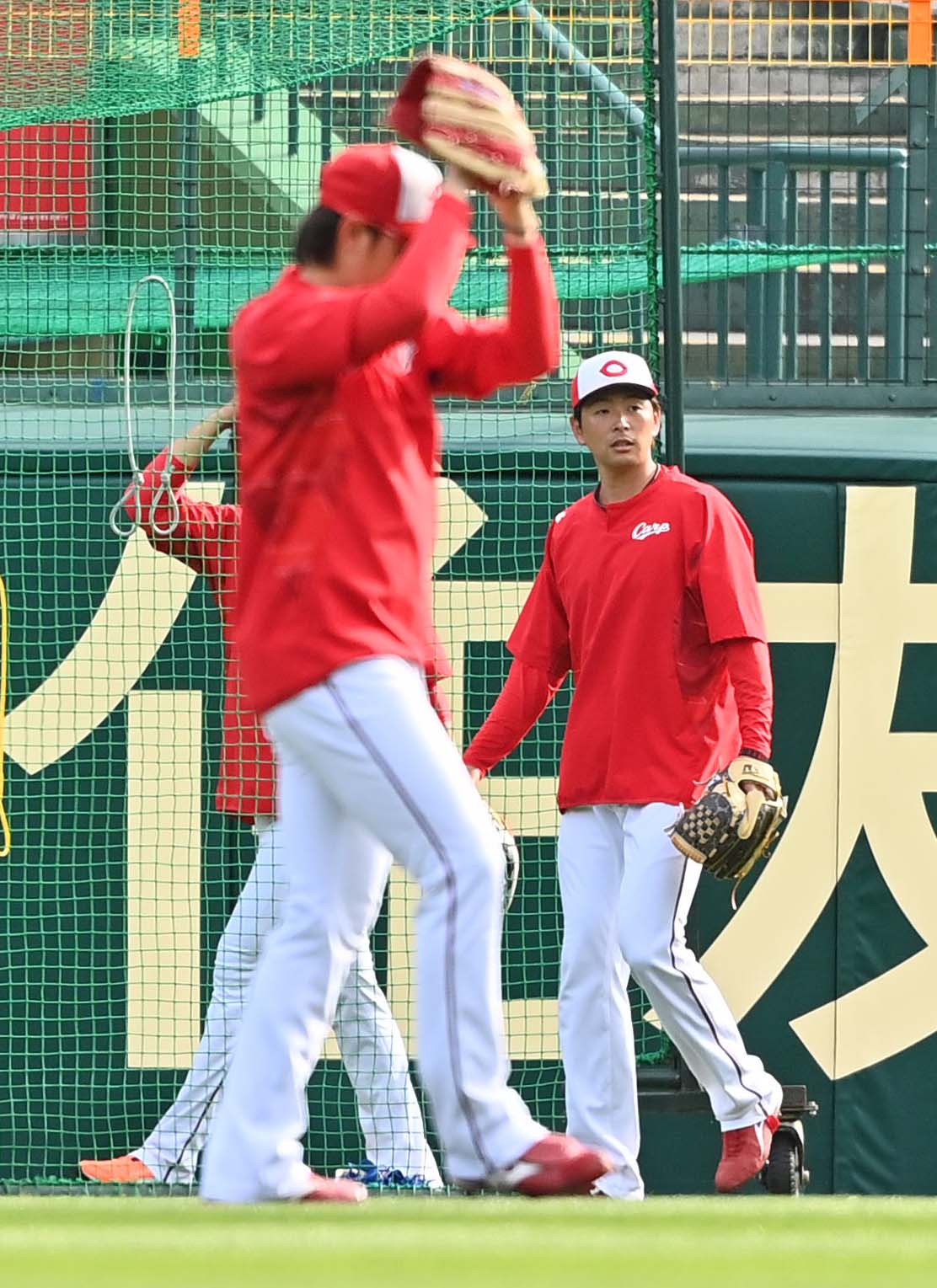 甲子園球場で調整する大瀬良（撮影・上田博志）