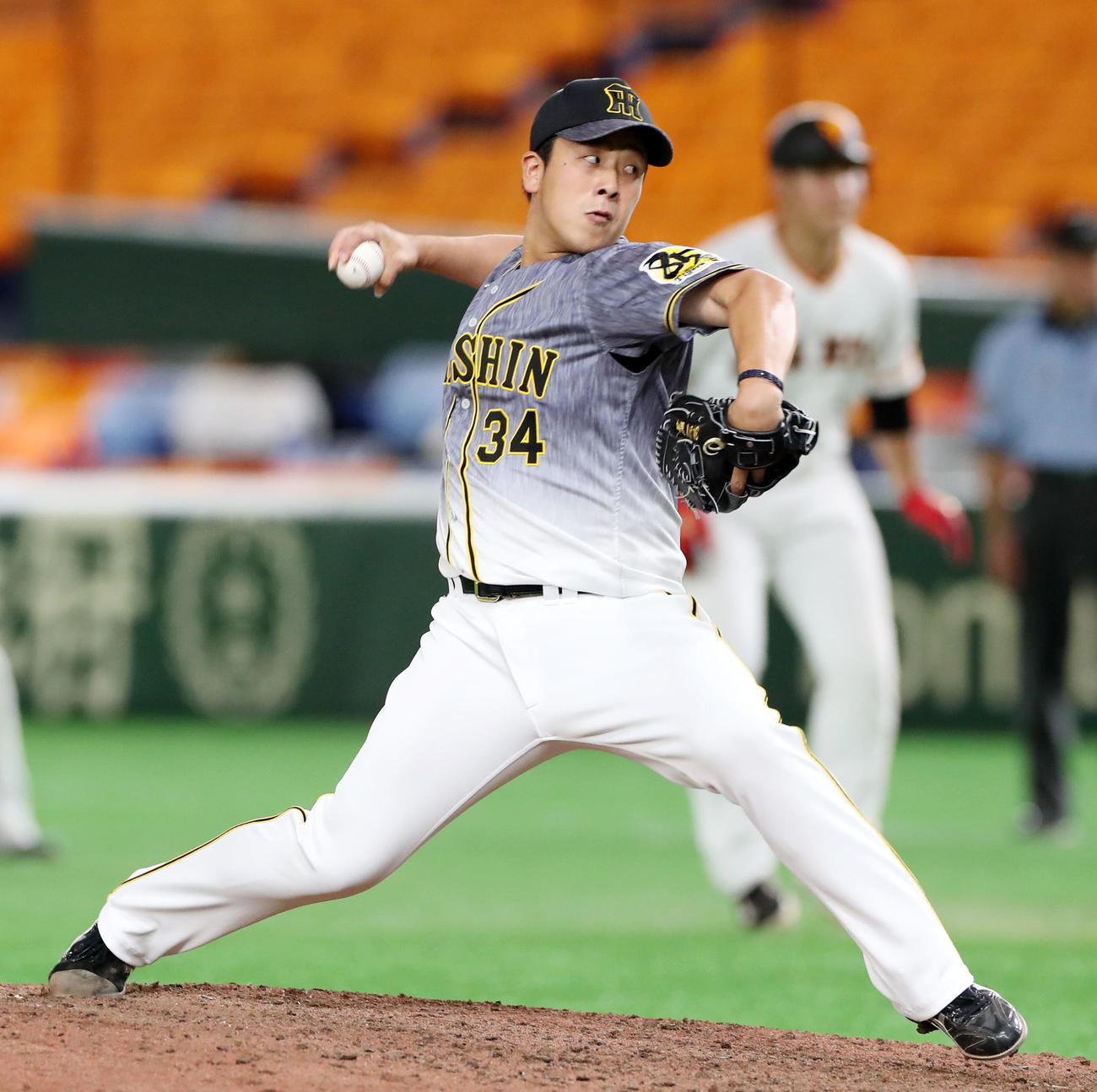 登板する谷川（2020年6月20日撮影）
