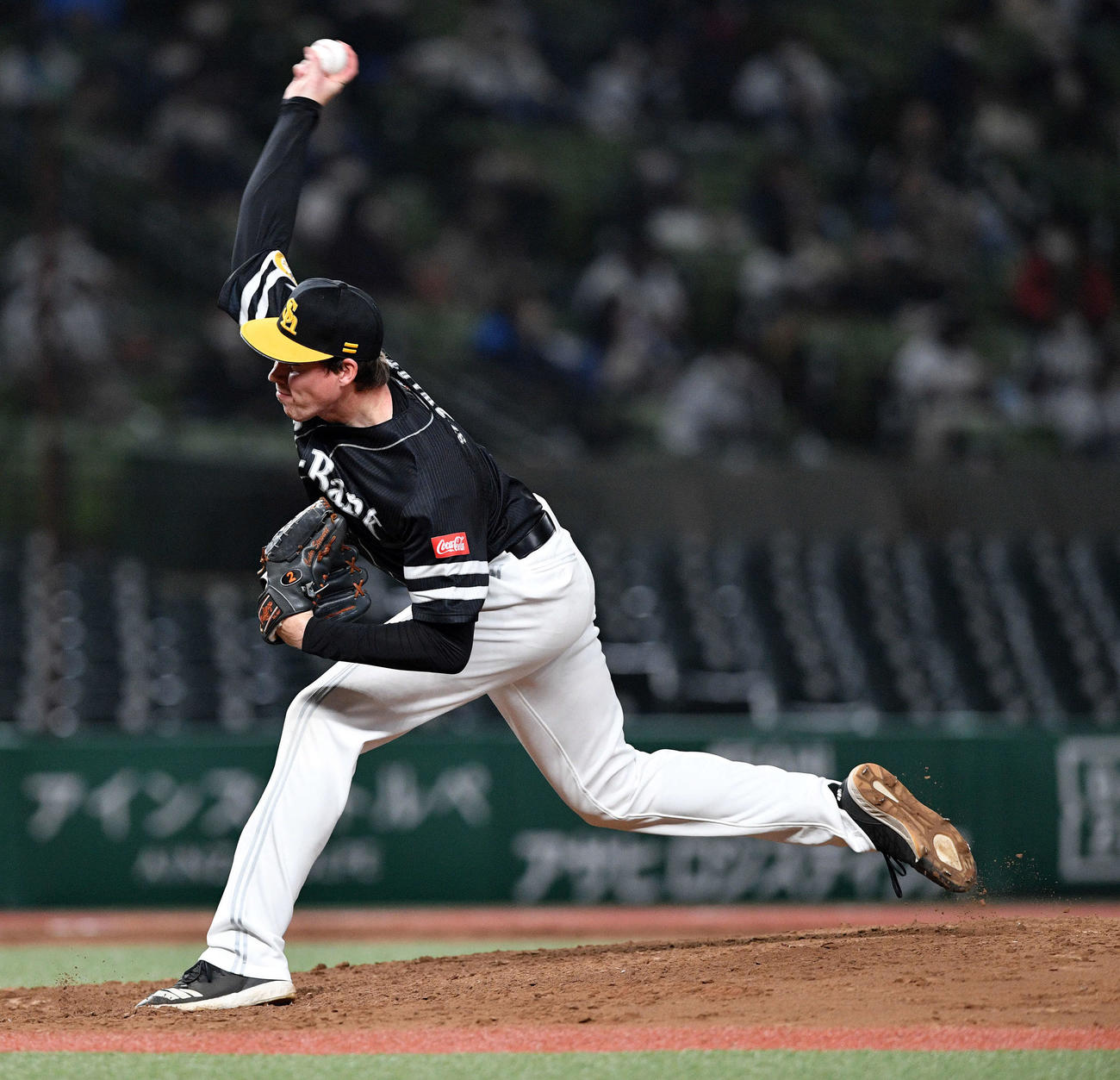 西武対ソフトバンク　9回からソフトバンク4番手で投球するスチュワート（撮影・滝沢徹郎）