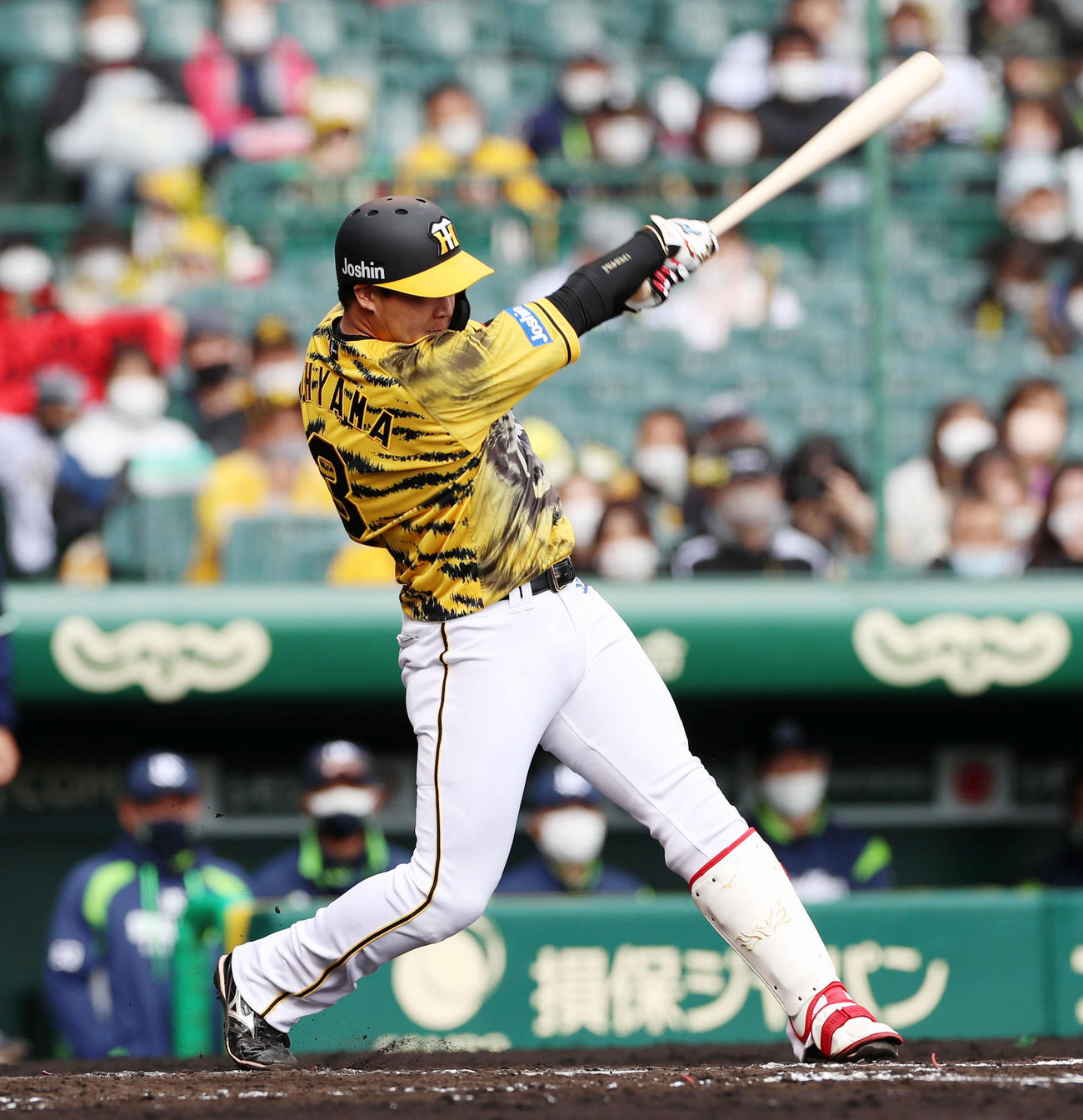 阪神対ヤクルト　3回裏阪神無死満塁、大山は右前適時打を放つ（撮影・加藤哉）