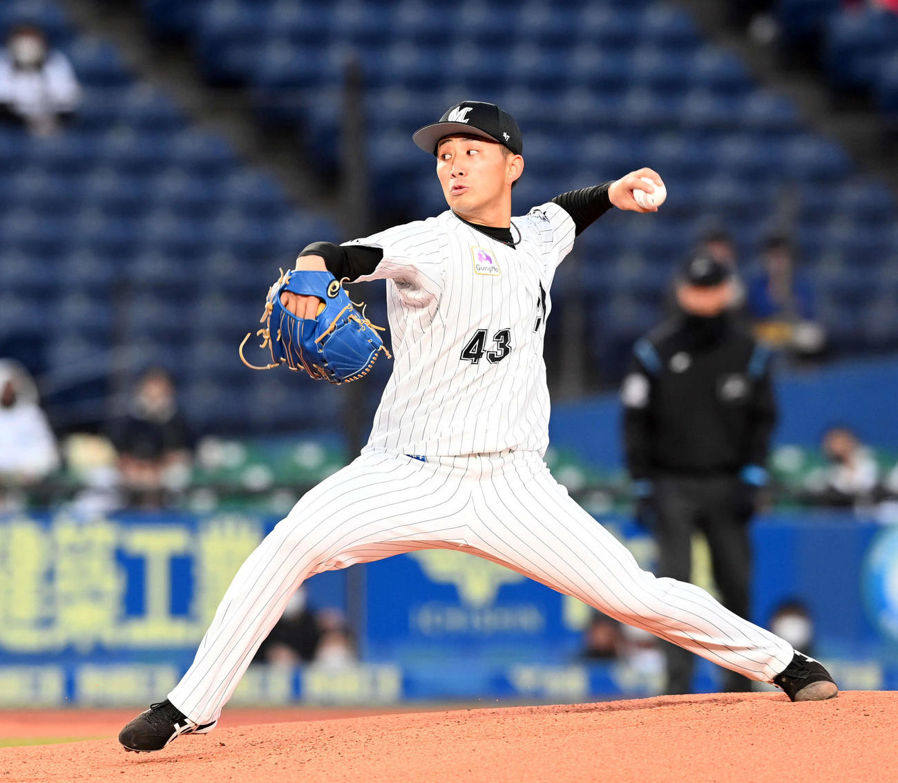 ロッテ小島和哉（2021年4月6日撮影）
