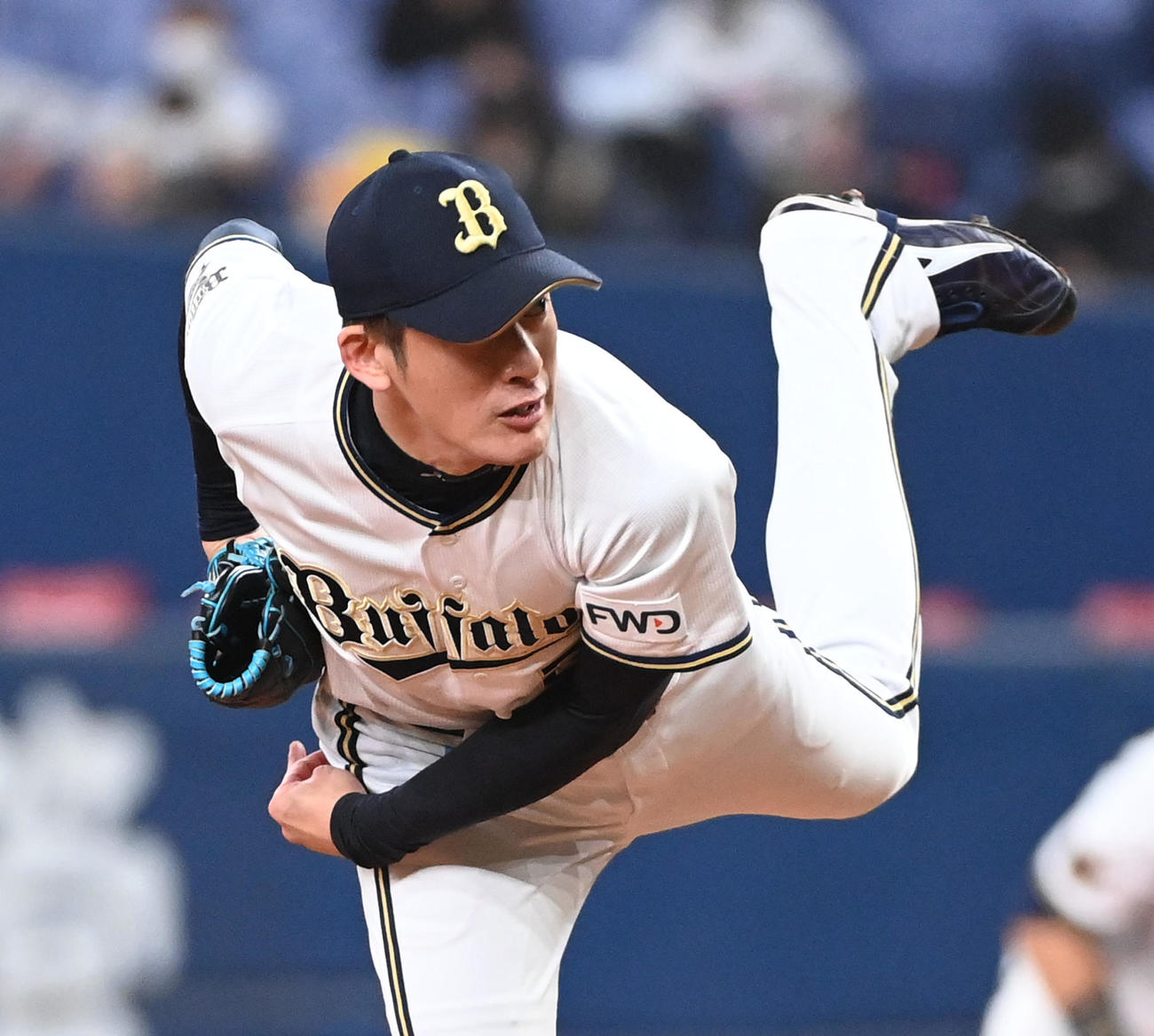 オリックス対西武　オリックス6番手の能見（撮影・前岡正明）