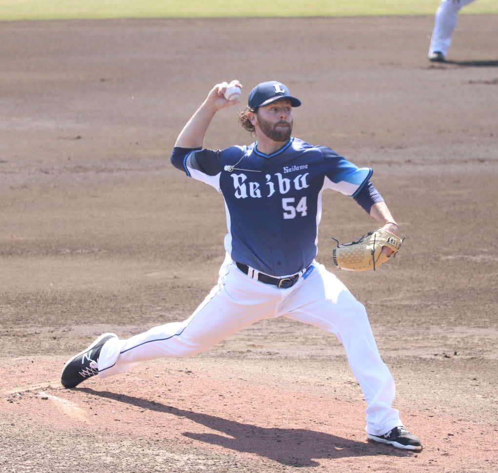 イースタン・リーグ巨人対西武　先発し力投する西武ニール（撮影・久永壮真）