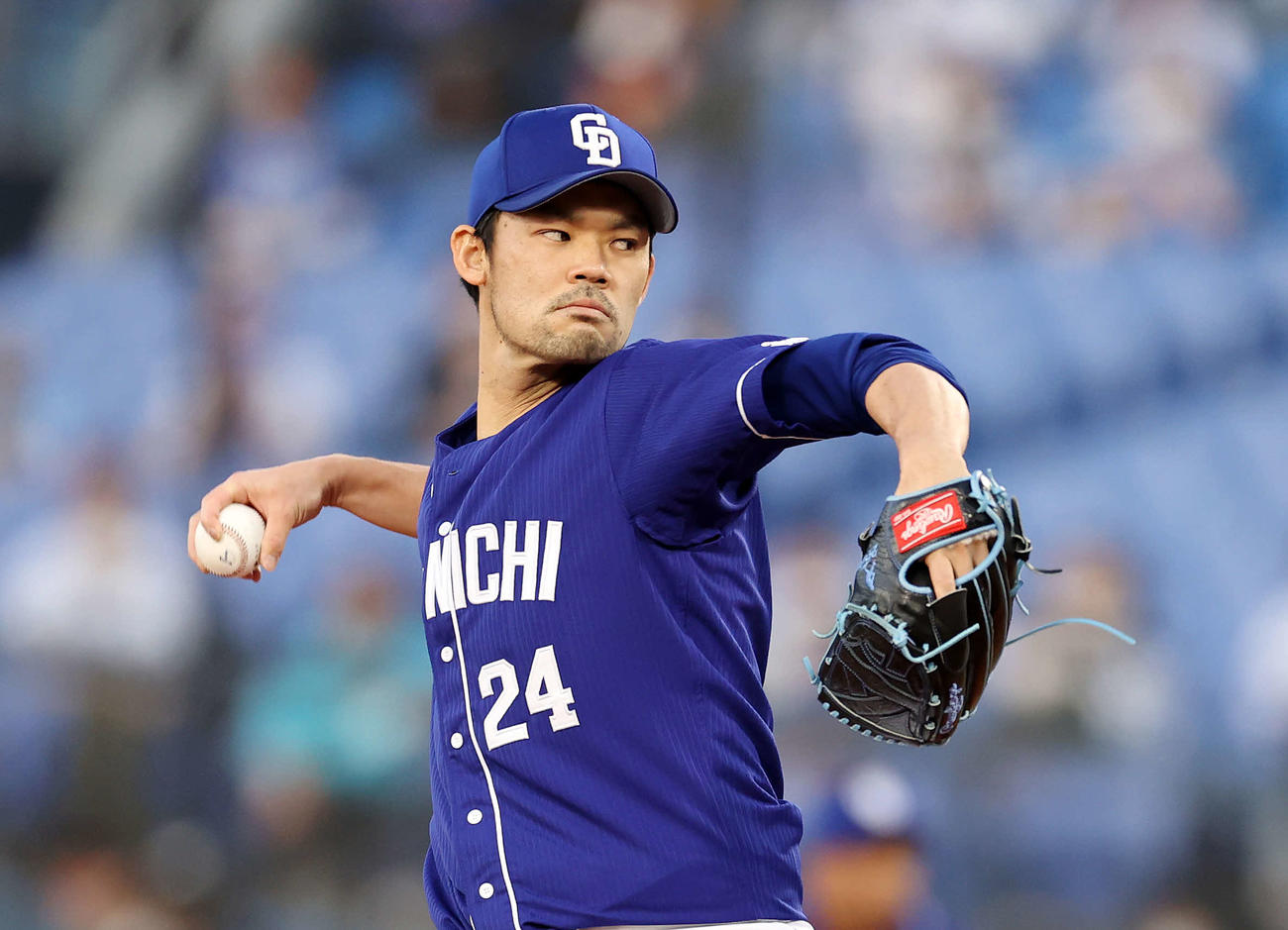 DeNA対中日　先発し力投する中日福谷（撮影・鈴木正人）
