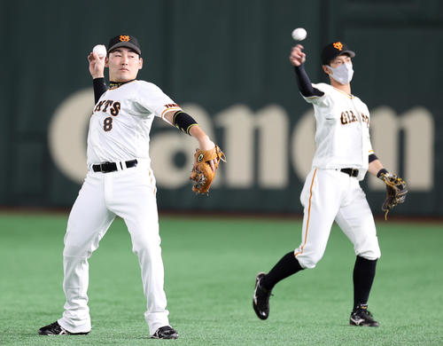 巨人丸が 5番左翼 若林は 6番二塁 広島戦スタメン プロ野球写真ニュース 日刊スポーツ