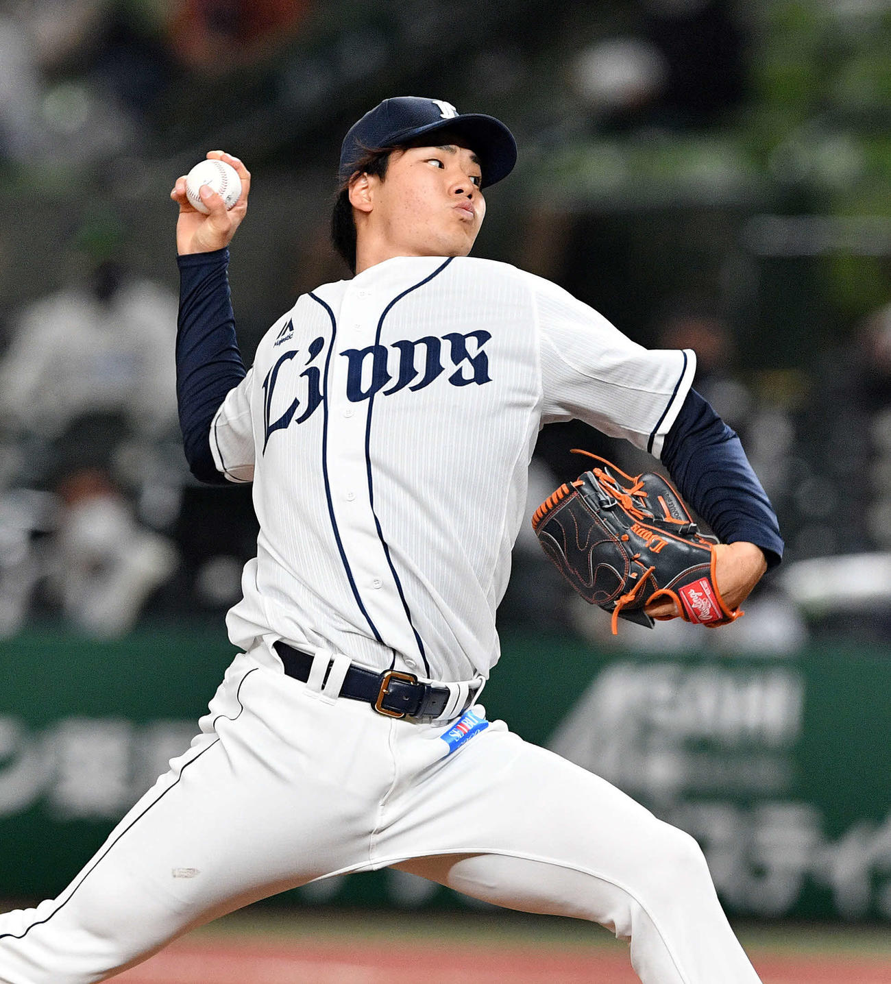 西武対ロッテ　西武先発の上間（撮影・滝沢徹郎）