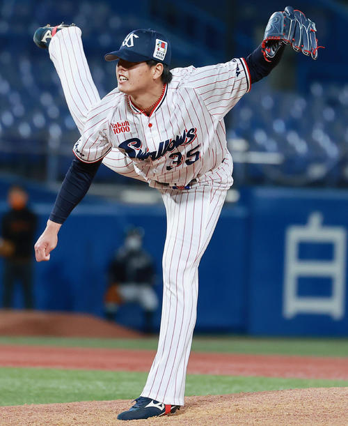 ヤクルト対巨人　力投するヤクルト杉山（撮影・野上伸悟）