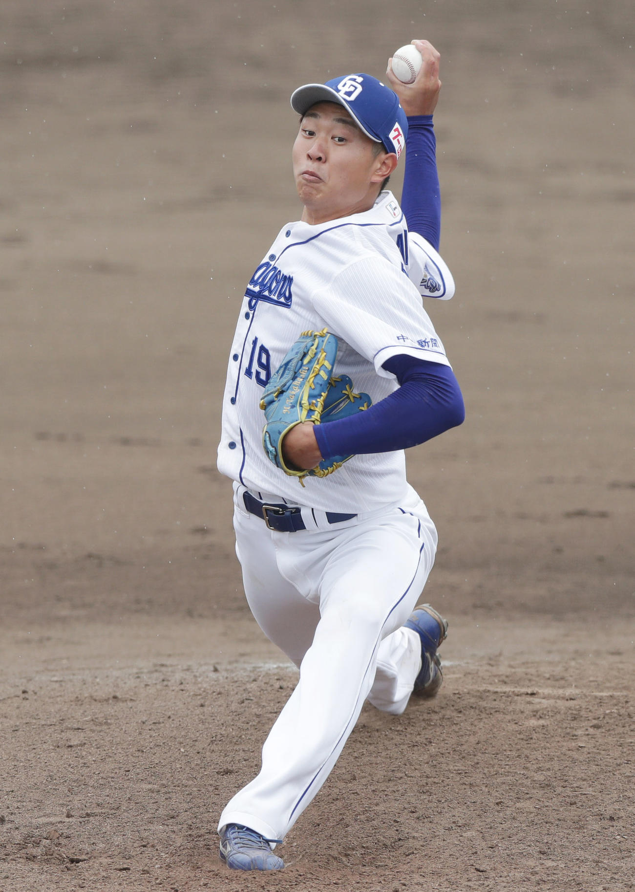 中日対ソフトバンク　ウエスタン・リーグのソフトバンク戦に先発する中日高橋宏（撮影・前田充）