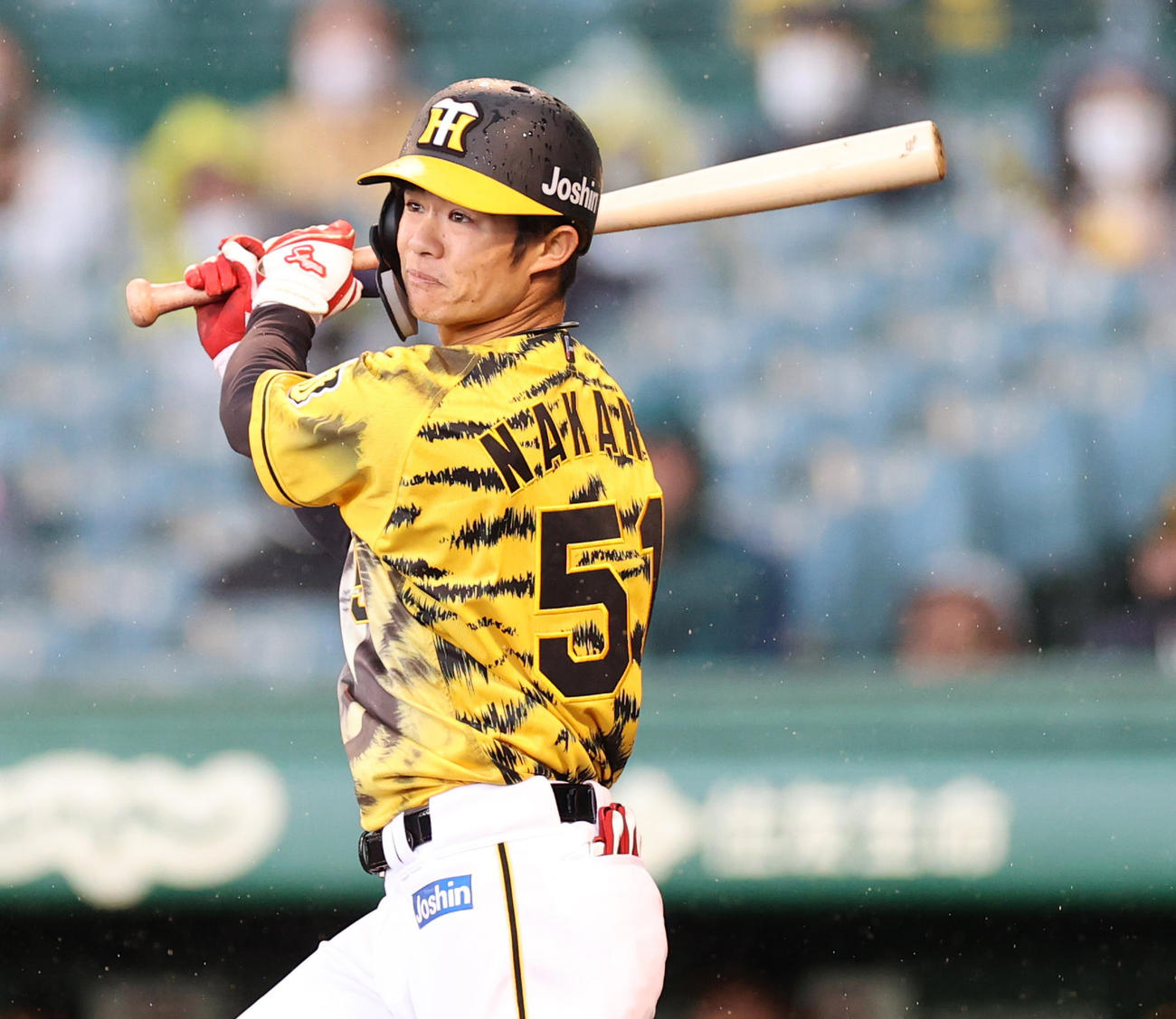 適時打を放つ中野（2021年4月18日撮影）