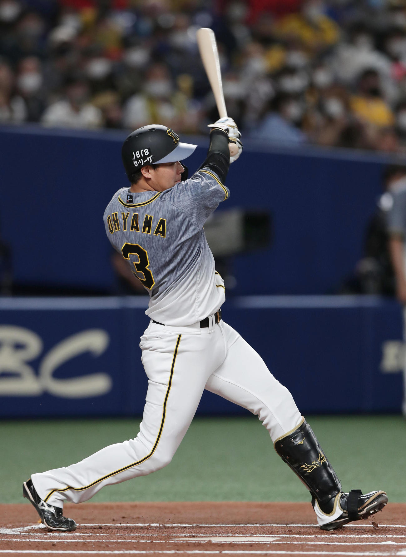 中日対阪神　1回表阪神2死三塁、先制の左前適時打を放つ大山（撮影・前田充）