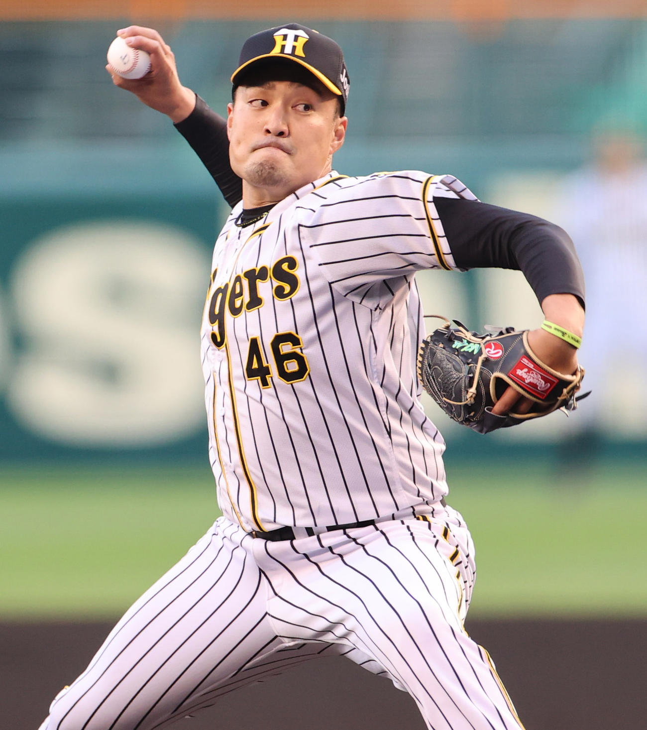 阪神対広島　3勝目を挙げた阪神先発の秋山（撮影・清水貴仁）