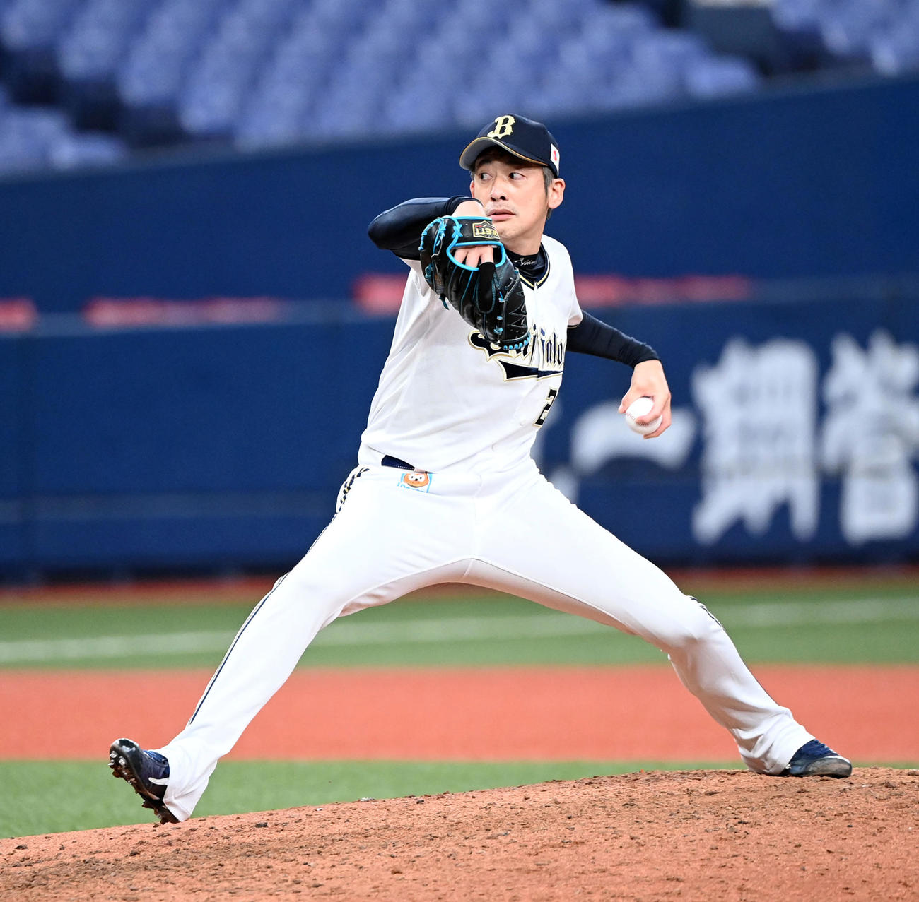オリックス対ソフトバンク　オリックス4番手の能見（撮影・前岡正明）