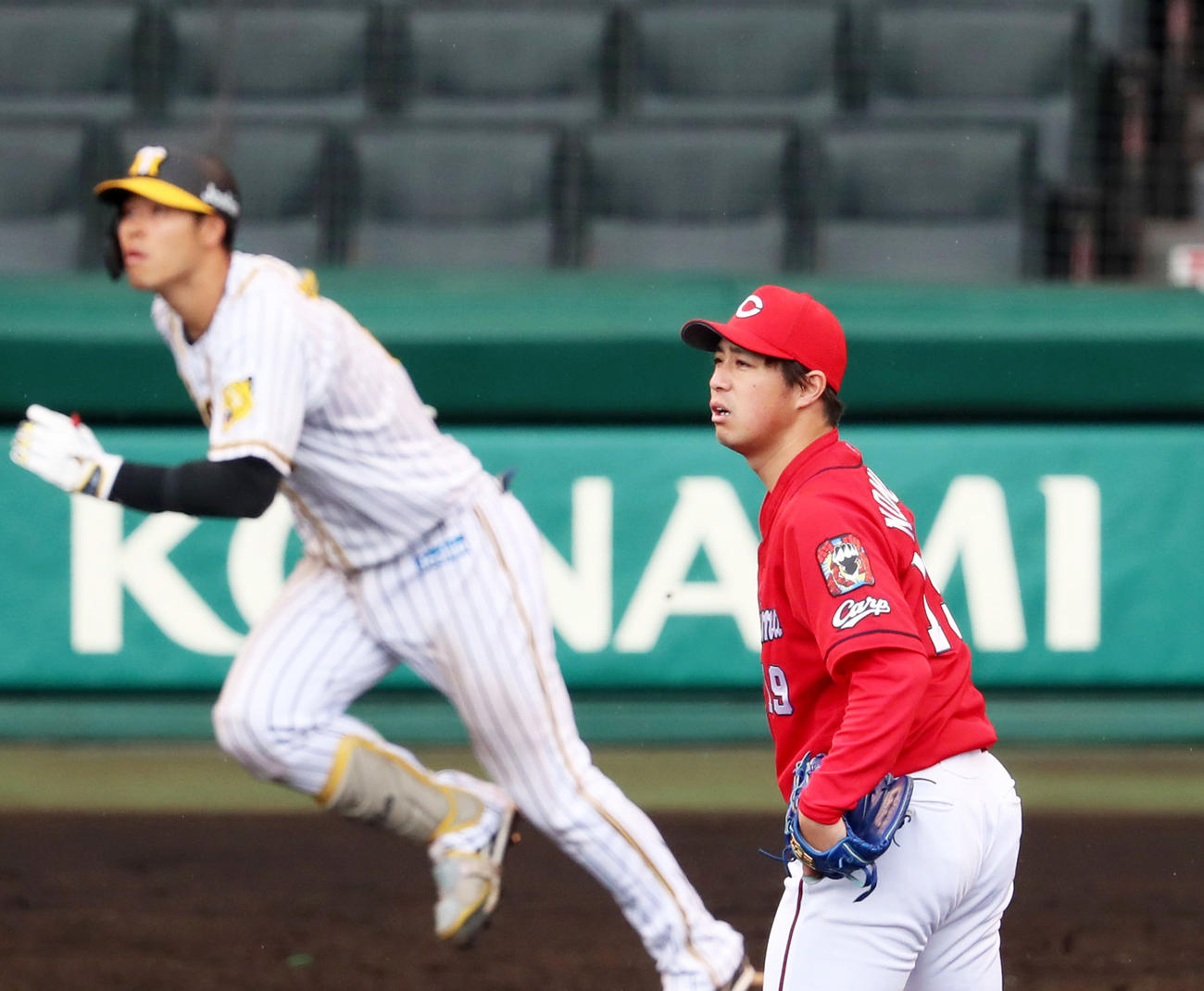 5回裏阪神無死満塁、野村は佐藤輝に右越え満塁本塁打を浴びる（撮影・加藤哉）