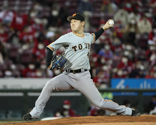 広島対巨人　巨人三番手の中川（撮影・加藤孝規）