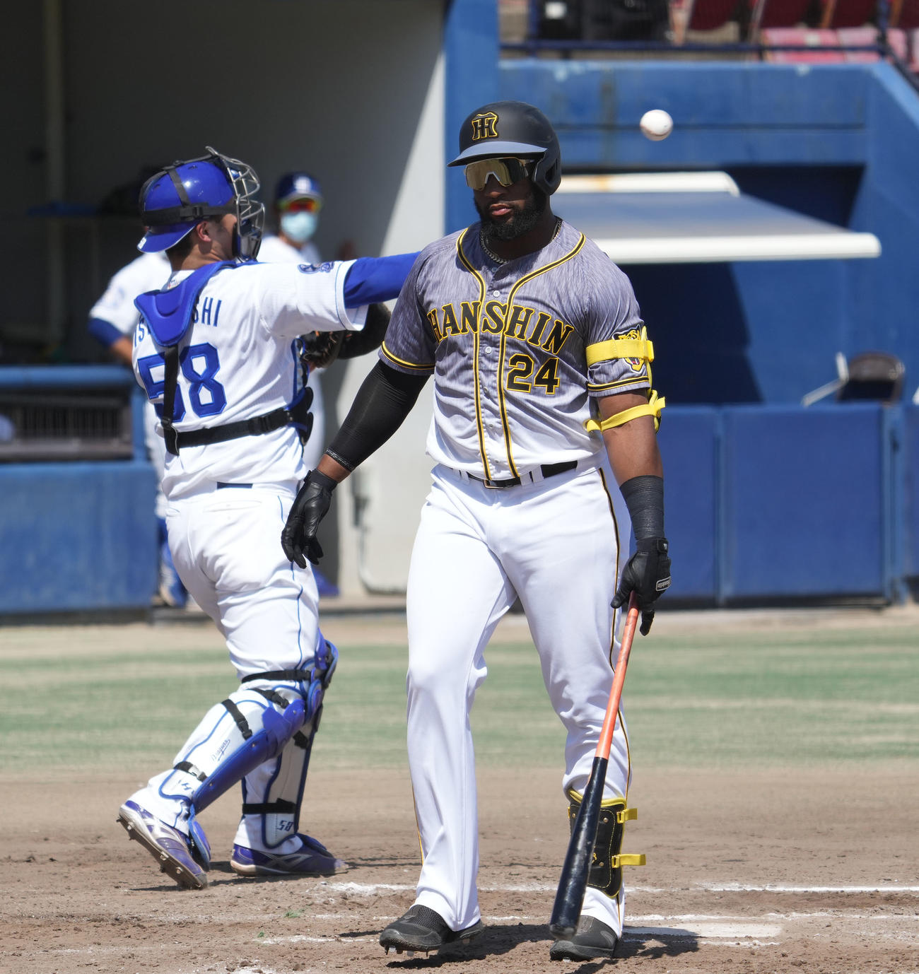 ウエスタン・リーグ中日対阪神　7回表阪神1死、三振に倒れた阪神、メル・ロハス・ジュニア（撮影・森本幸一）