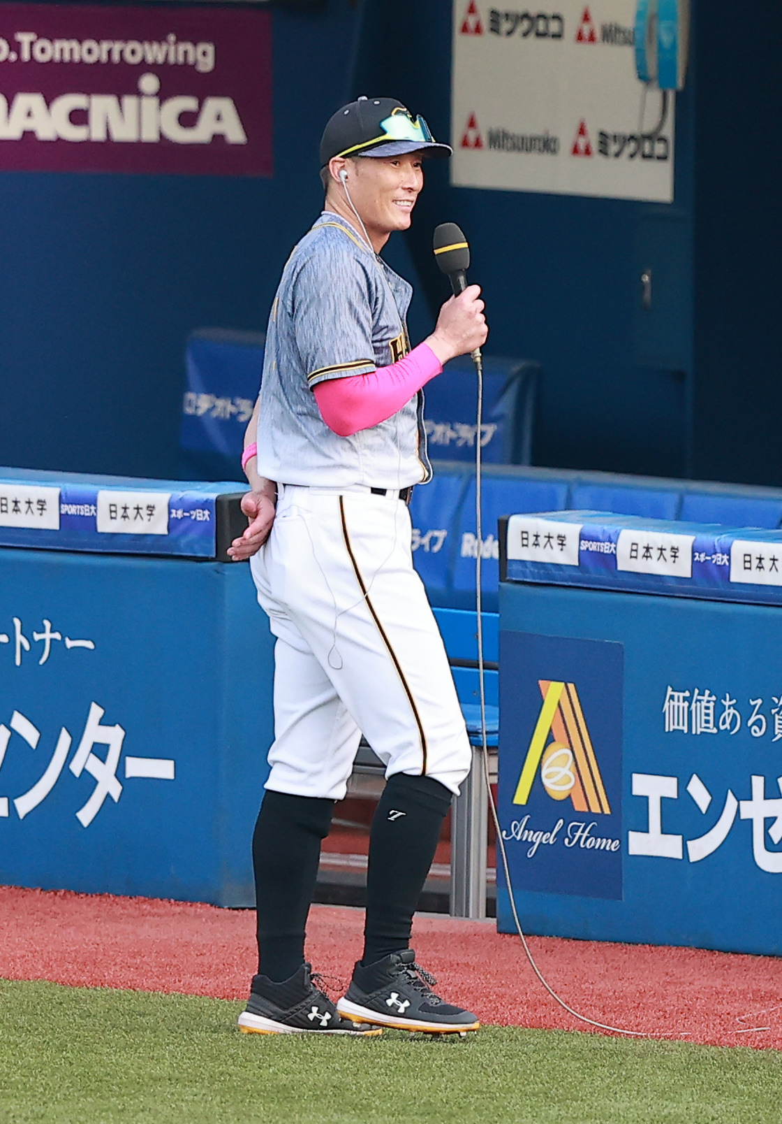 DeNA対阪神　ヒーローインタビューで笑顔を見せる阪神糸井（撮影・野上伸悟）