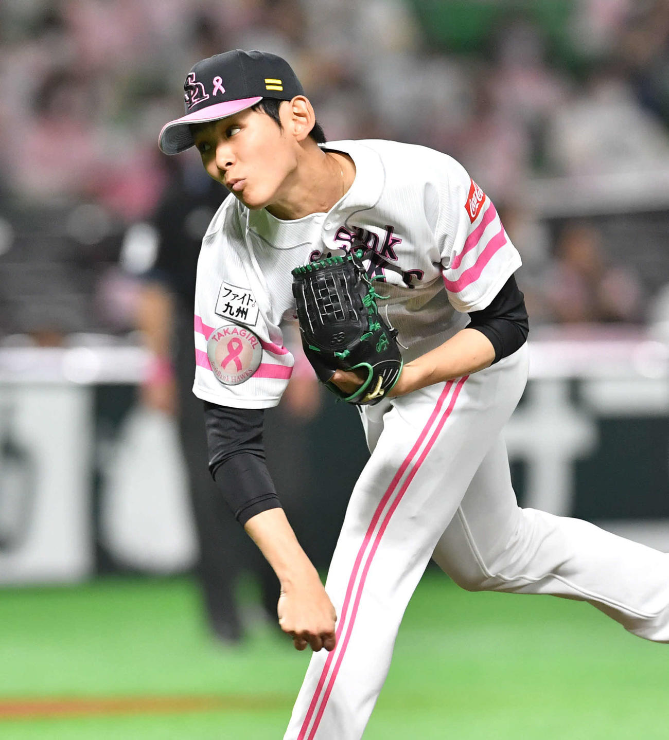 ソフトバンク対西武　7回表、ソフトバンク4番手として登板した泉（撮影・岩下翔太）