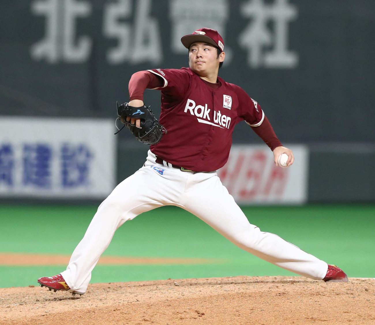 日本ハム対楽天　9回に登板し通算150セーブを達成した松井（撮影・黒川智章）