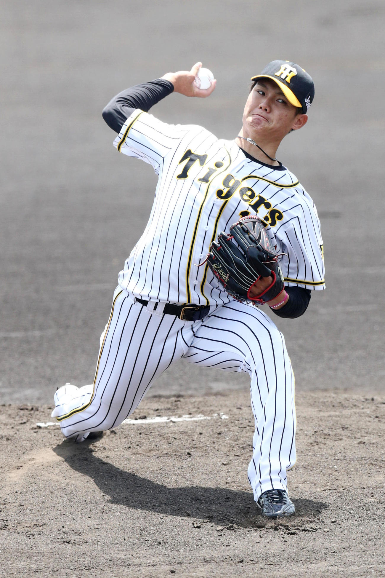 ソフトバンク戦に先発する西純矢（代表撮影）