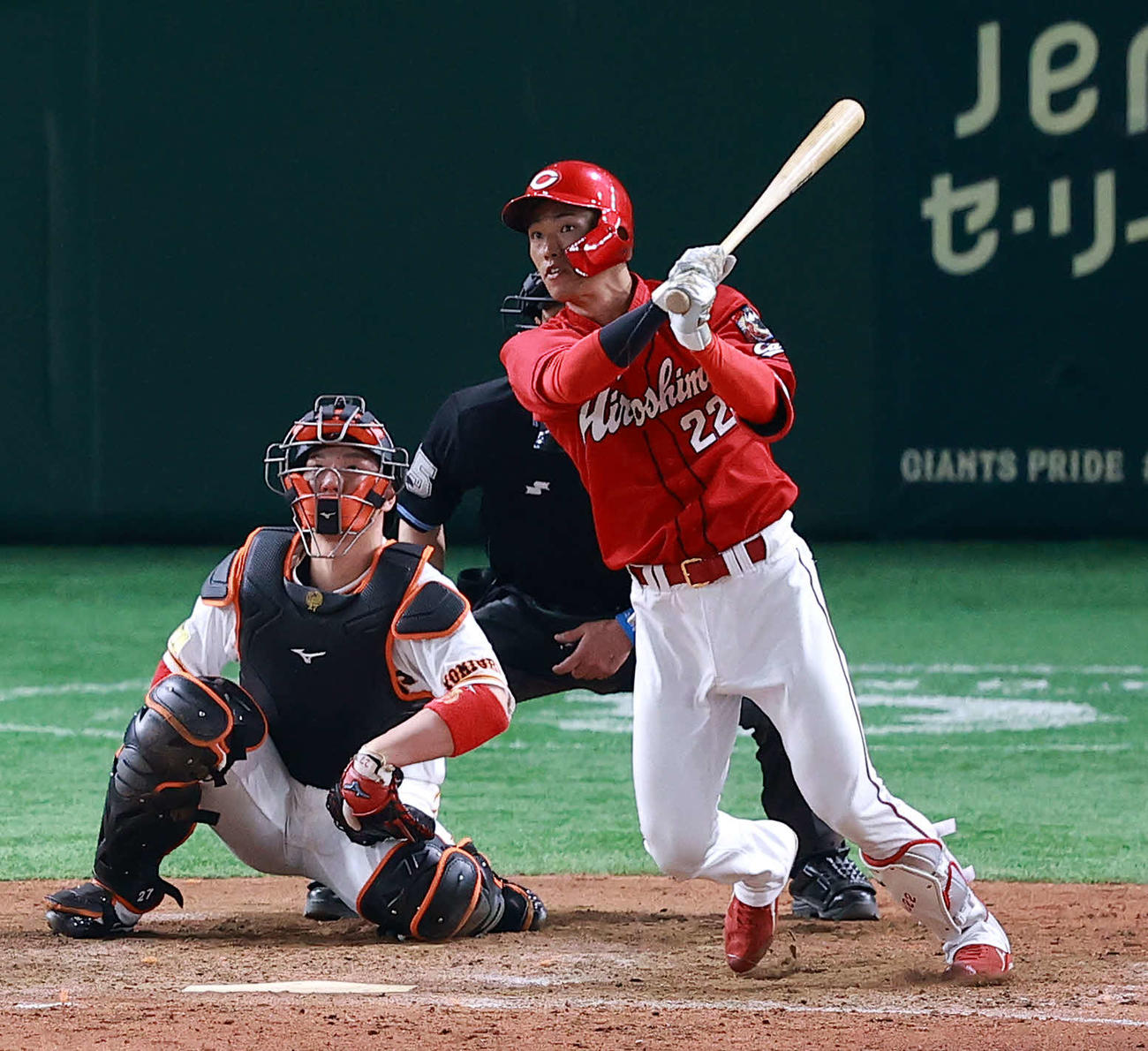 広島中村奨成（2021年4月25日撮影）