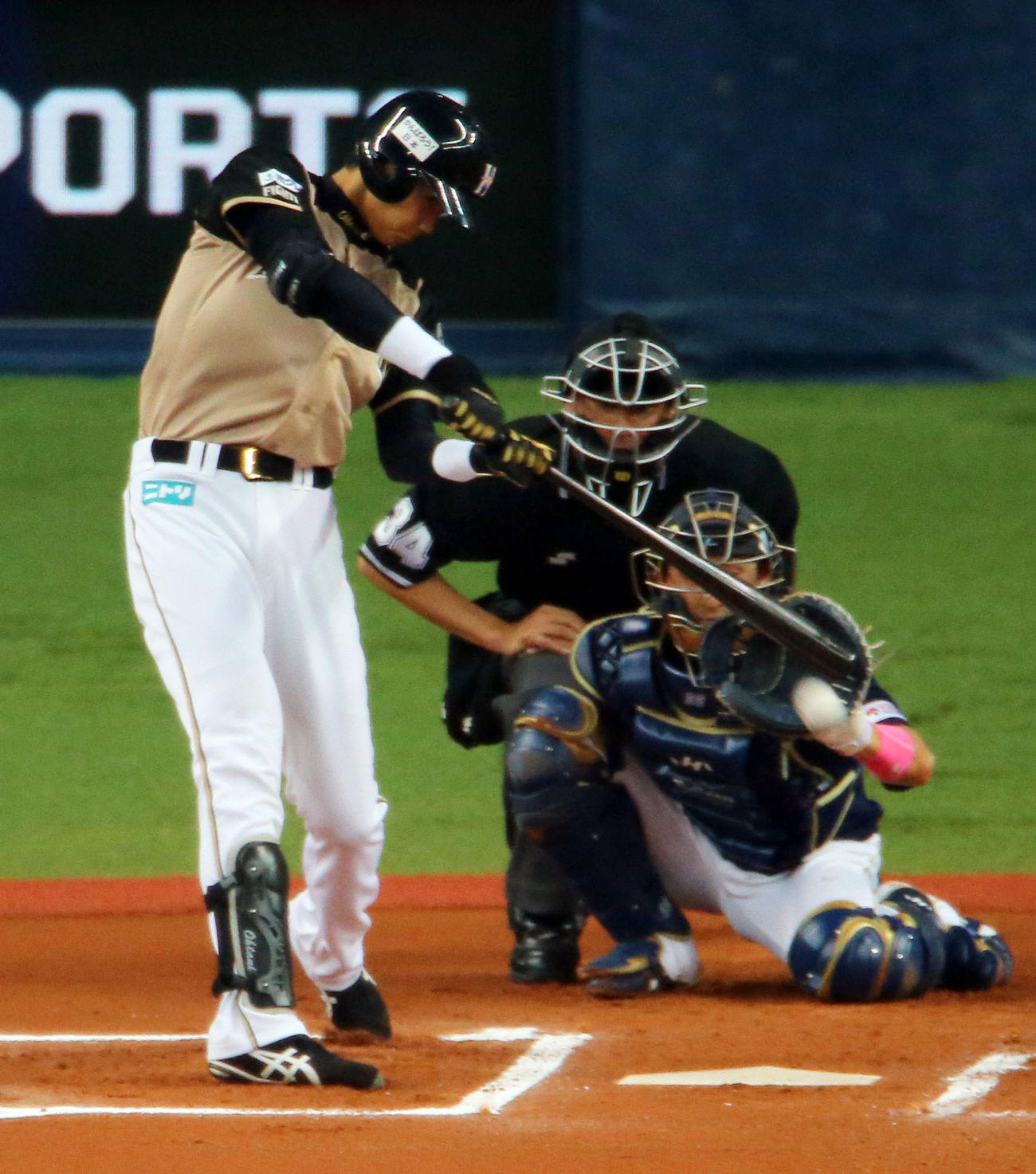 オリックス対日本ハム8回戦　6回表日本ハム2死、大谷翔平は三塁内野安打を放つ（2013年5月12日撮影）