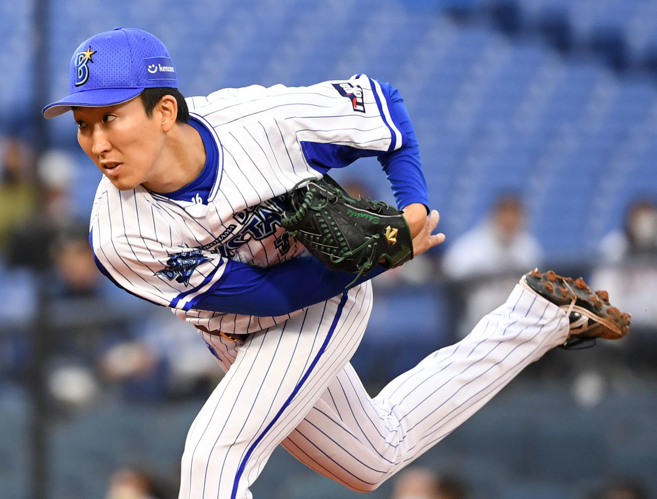 DeNA対巨人　力投するDeNA先発の大貫（撮影・横山健太）