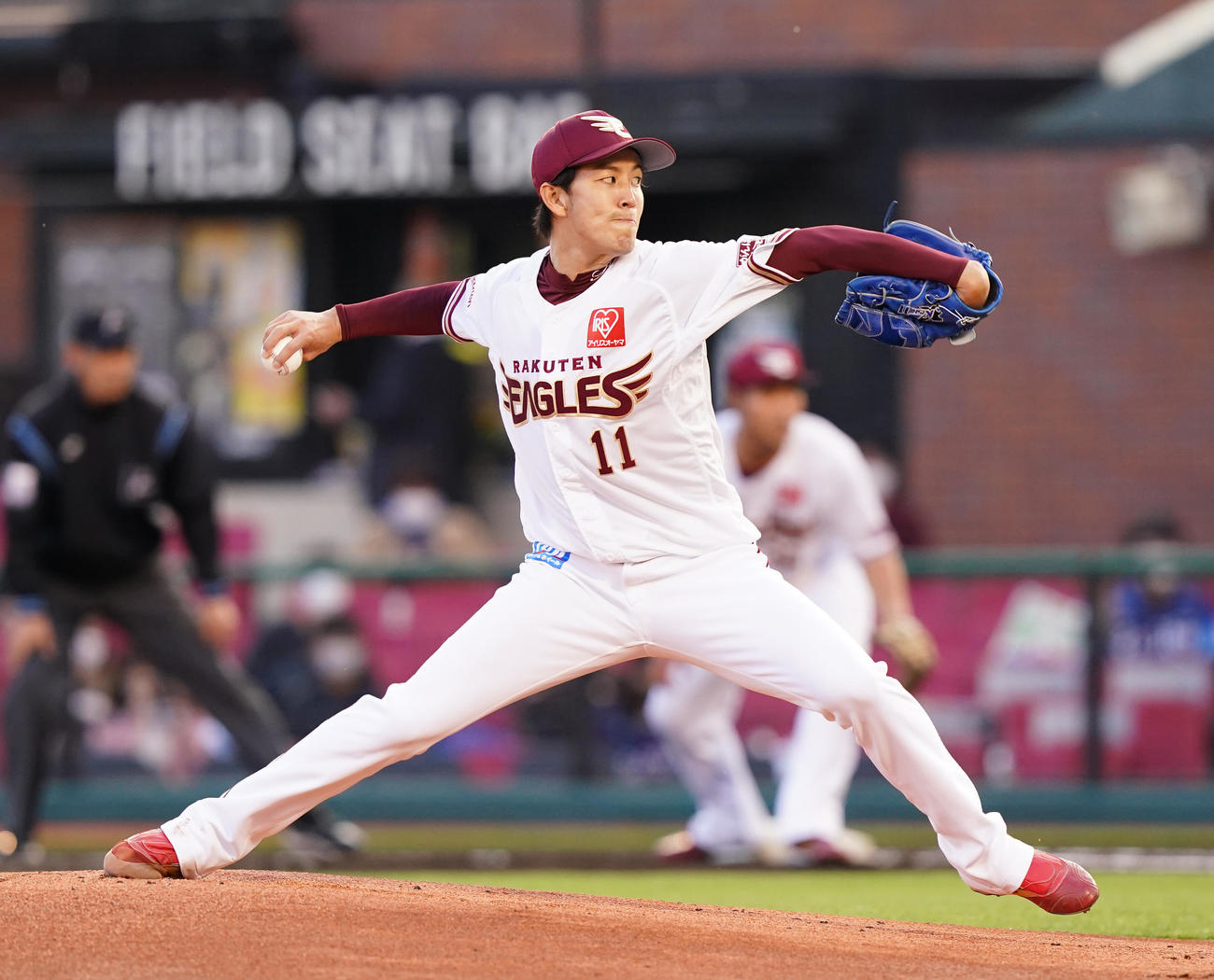 楽天対西武　楽天先発の岸（撮影・菅敏）