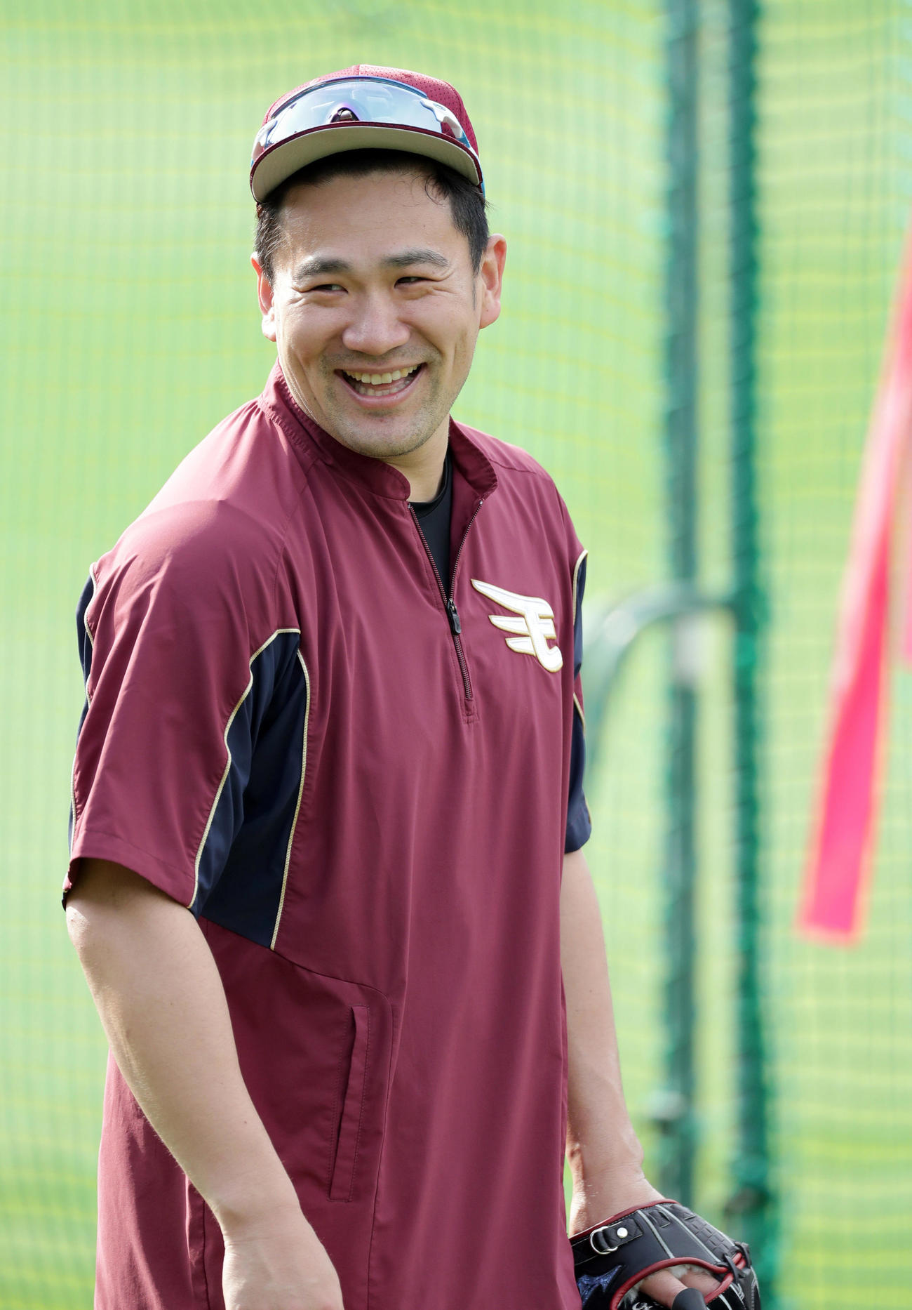 オリックス対楽天　試合前練習で笑顔を見せる楽天田中将（撮影・前田充）