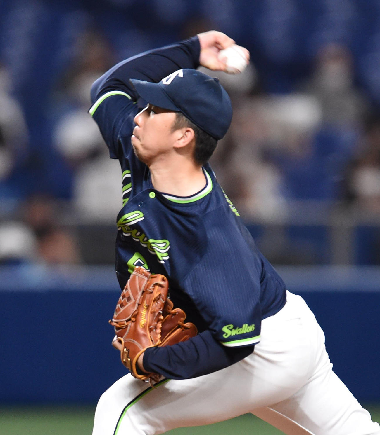 中日対ヤクルト　3回裏中日1死一、二塁、ヤクルト2番手で登板する今野（撮影・森本幸一）