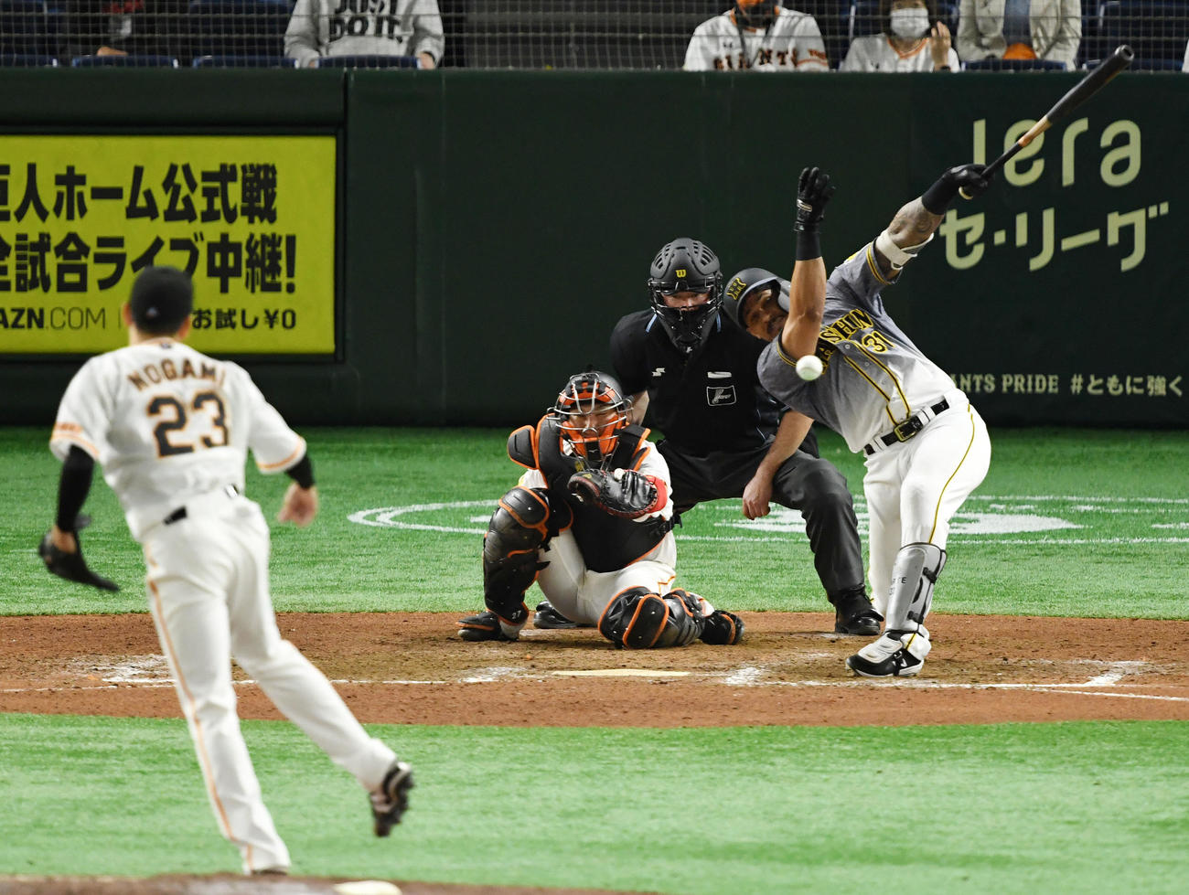 巨人対阪神　9回表阪神2死満塁、遊ゴロに倒れるマルテ（撮影・横山健太）