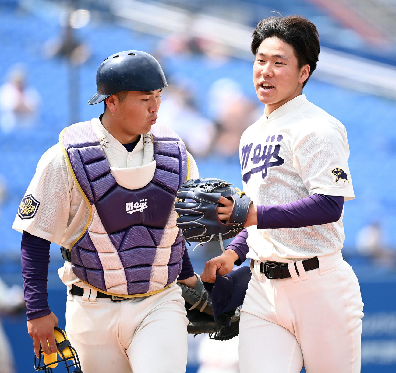 早大対明大　8回からマウンドに上がり無失点に抑えた明大渡部（撮影・たえ見朱実）