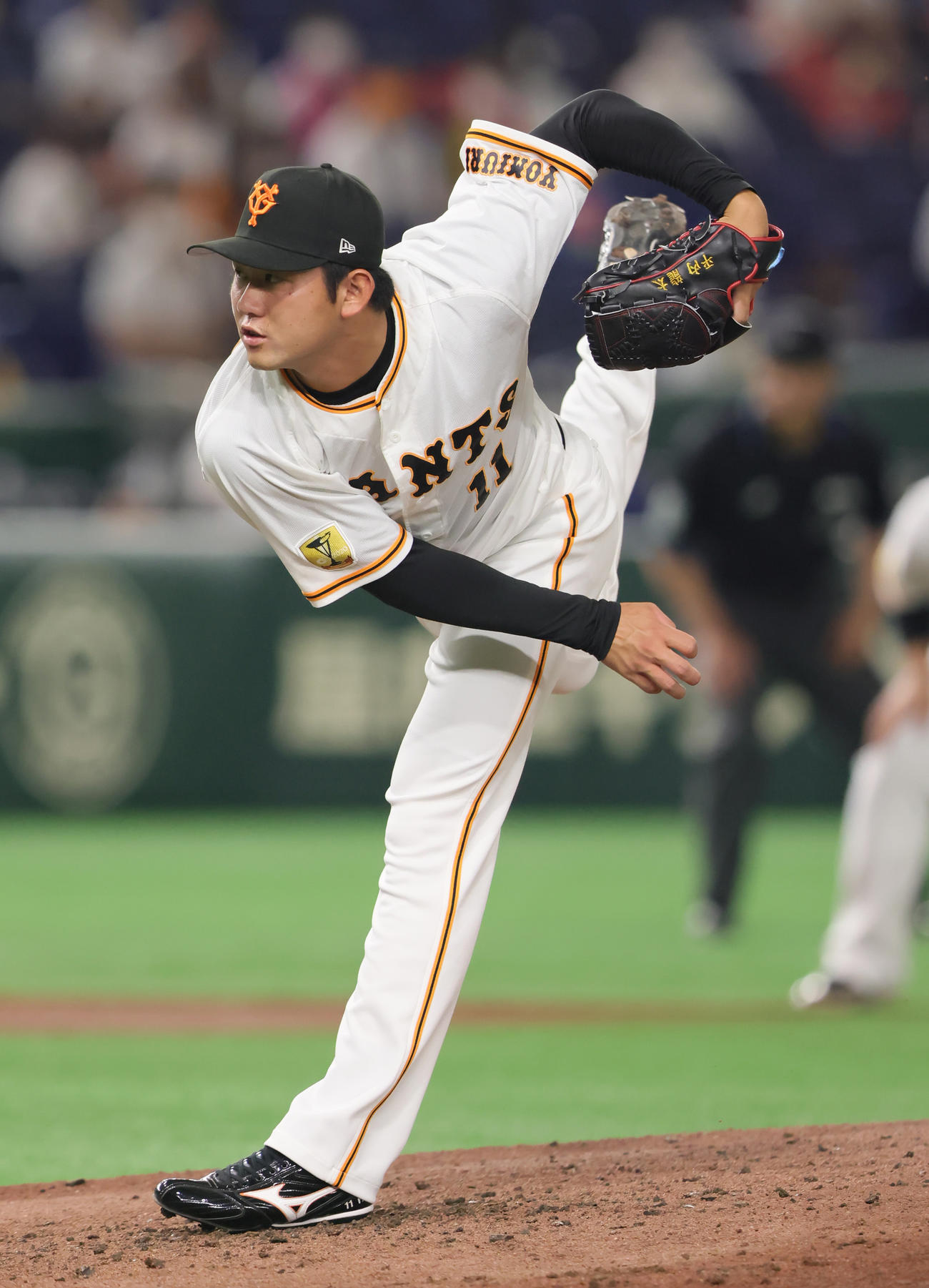 巨人対阪神　巨人2番手の平内（撮影・足立雅史）