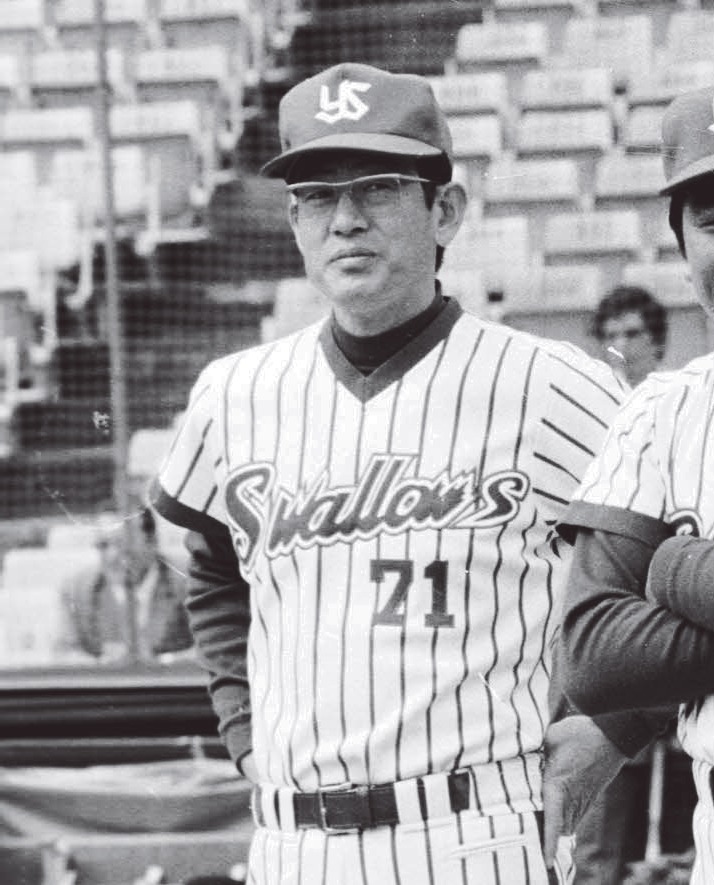 78年、練習を見守る広岡監督