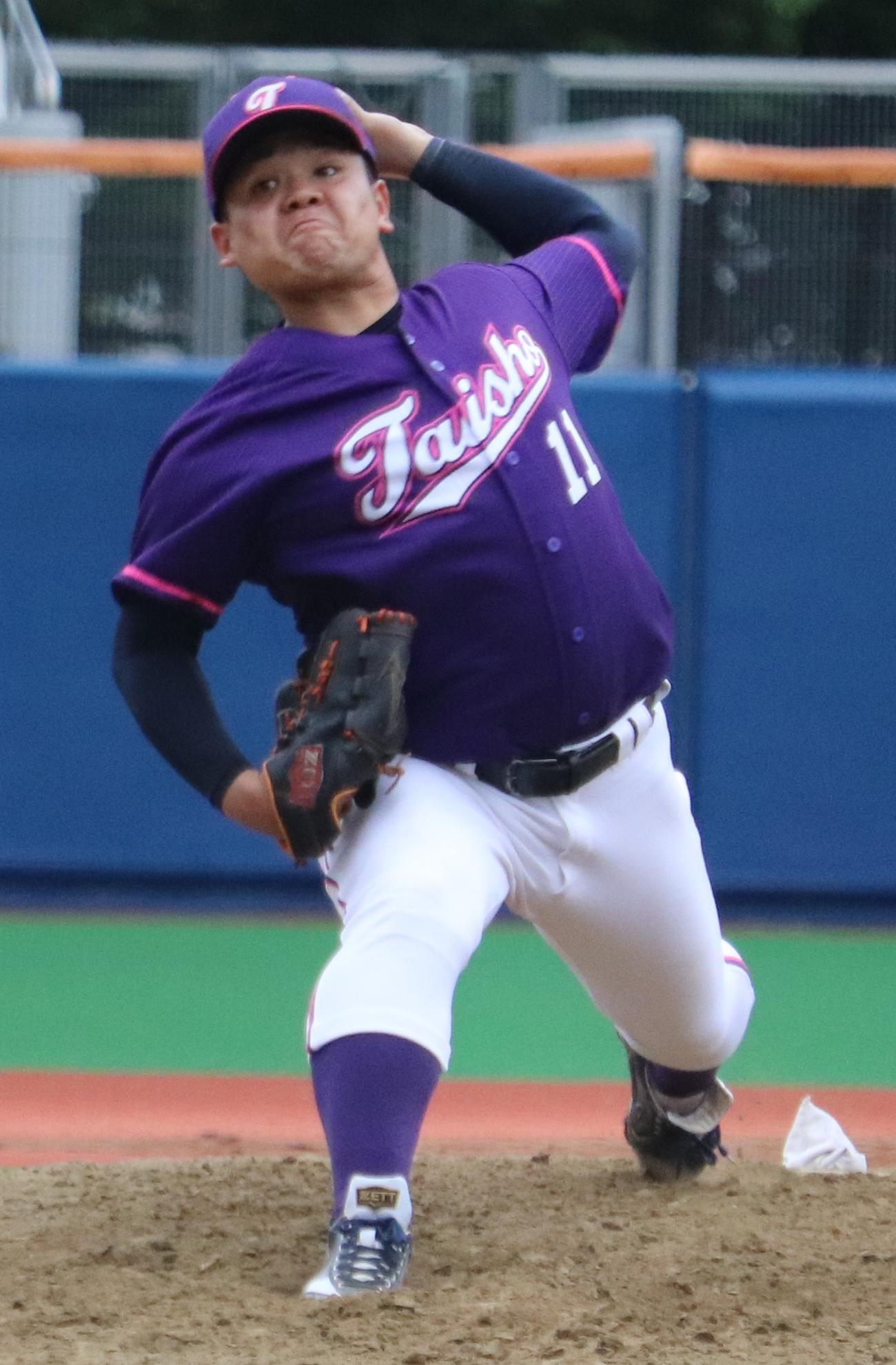 専大対大正大　6安打無失点で完投した大正大・斎藤（撮影・古川真弥）